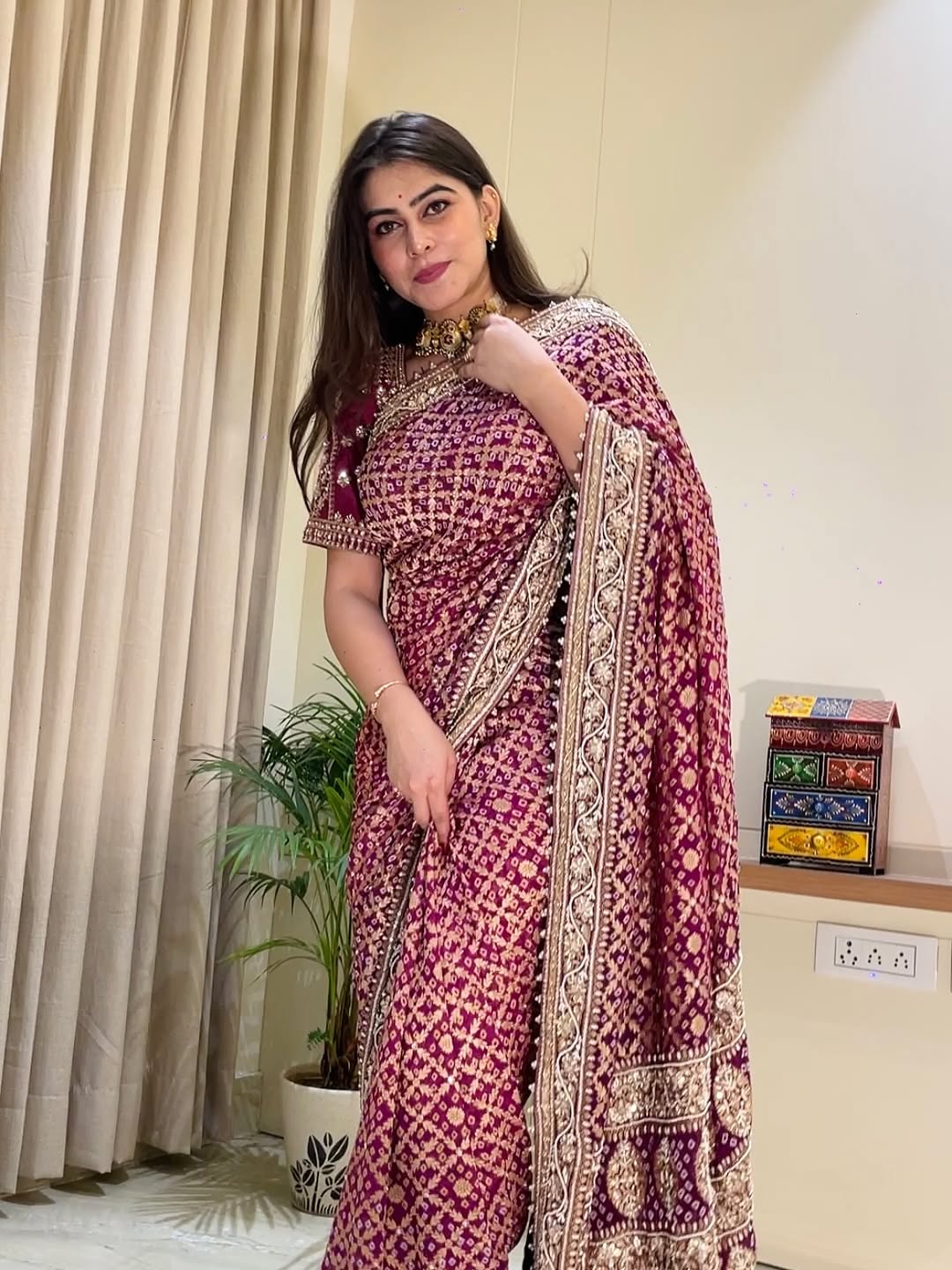 Divya Bandhani Saree