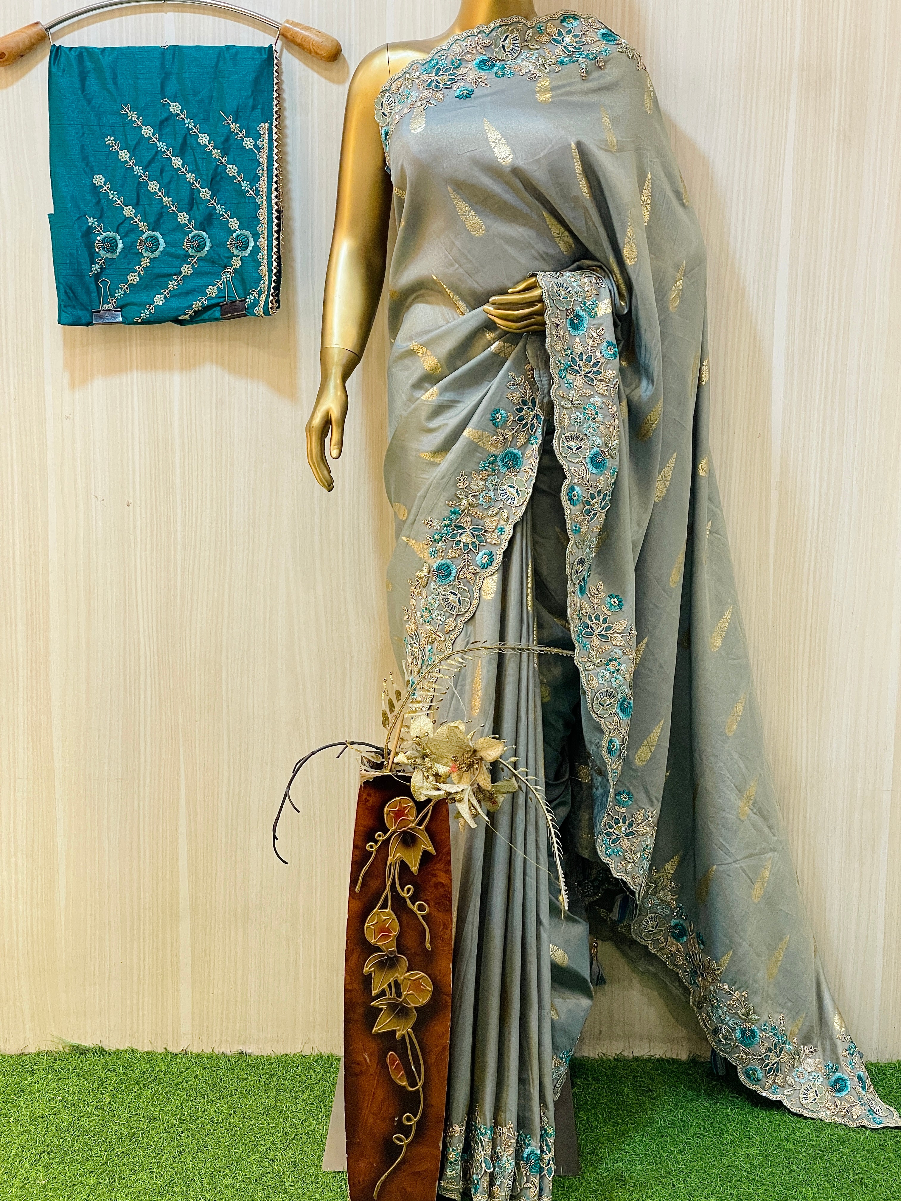Tanisha Russian Banarasi Saree