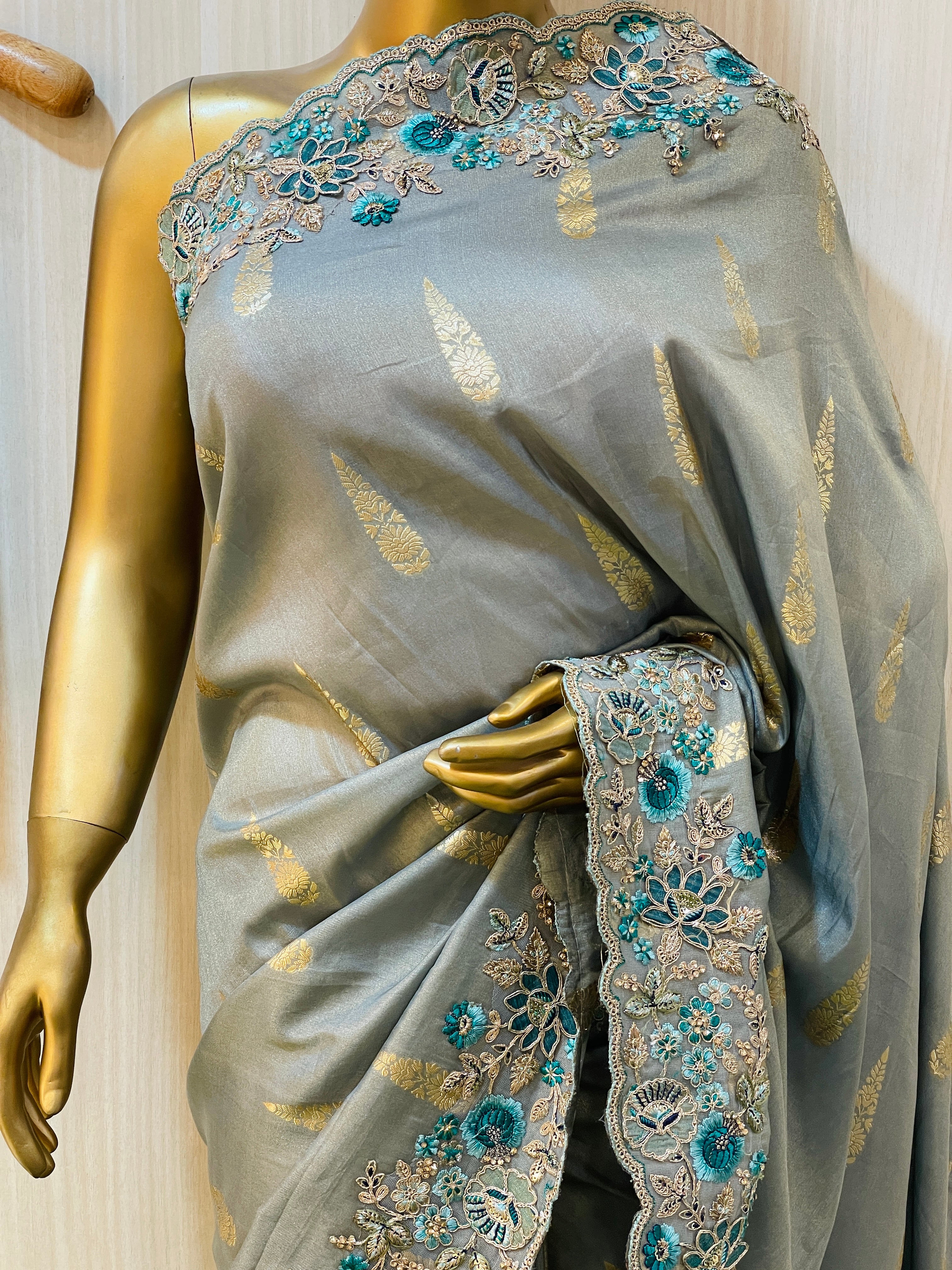 Tanisha Russian Banarasi Saree