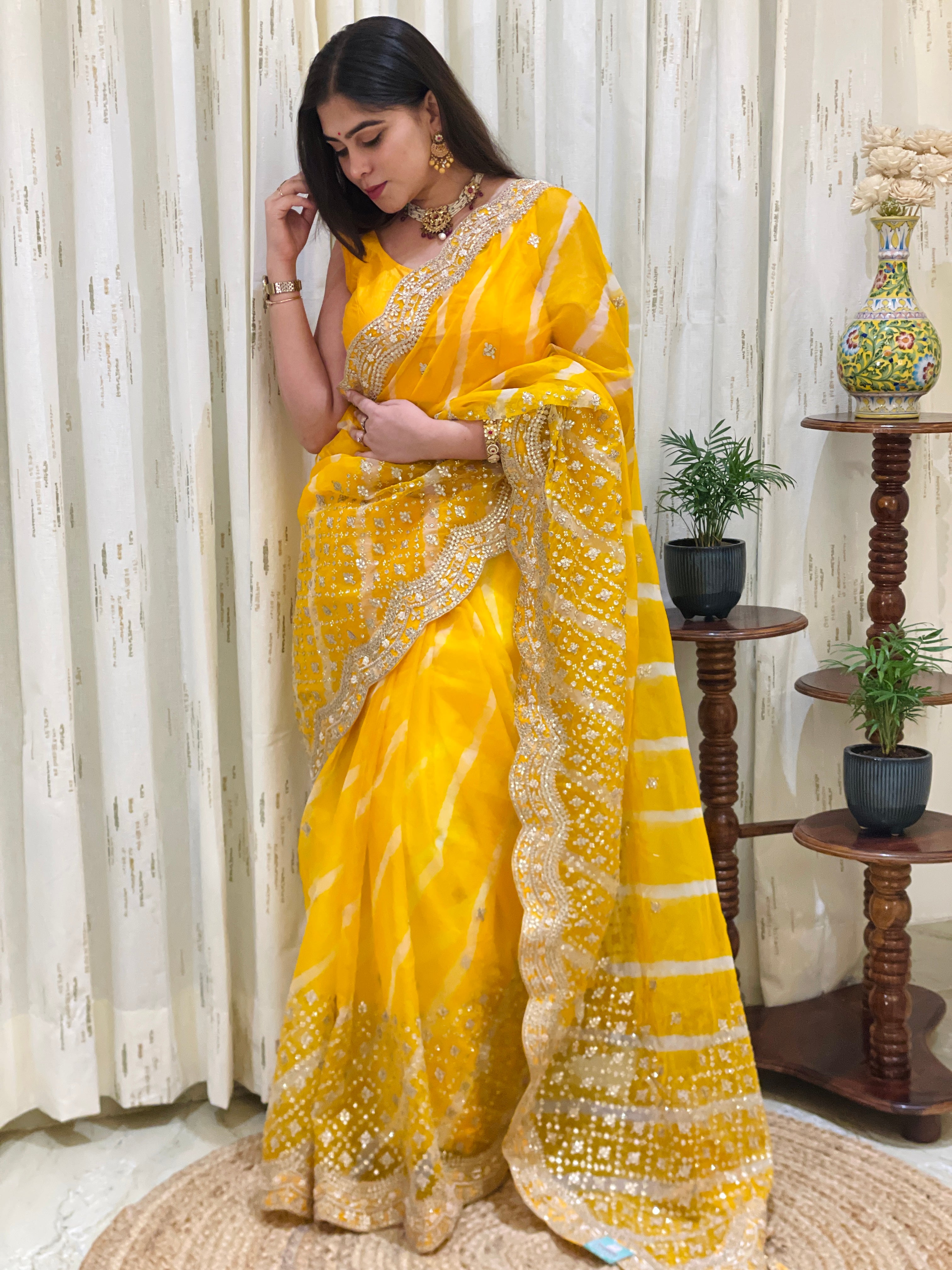 Tejasvi Leheriya Saree