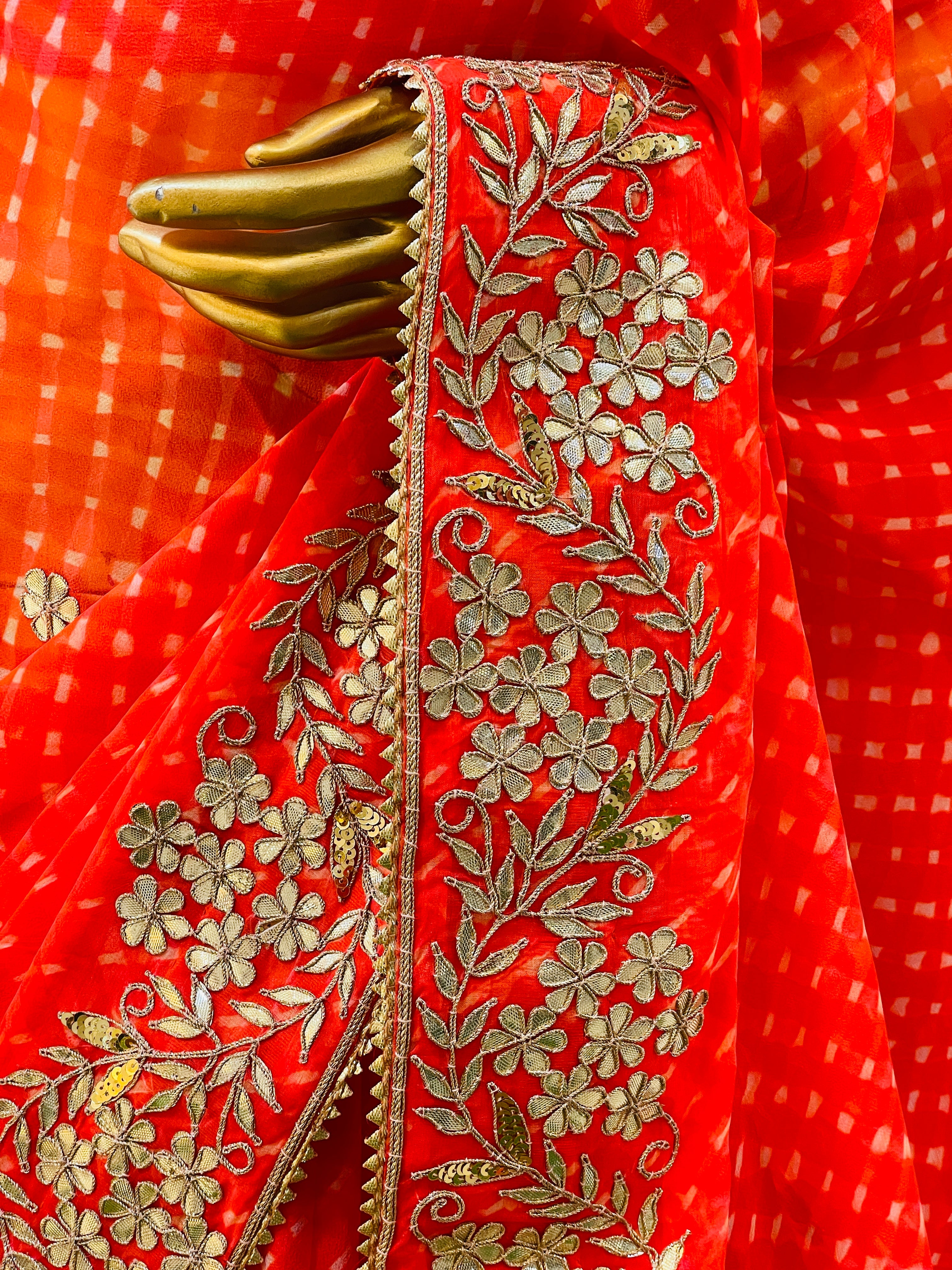 Aarti Leheriya Saree
