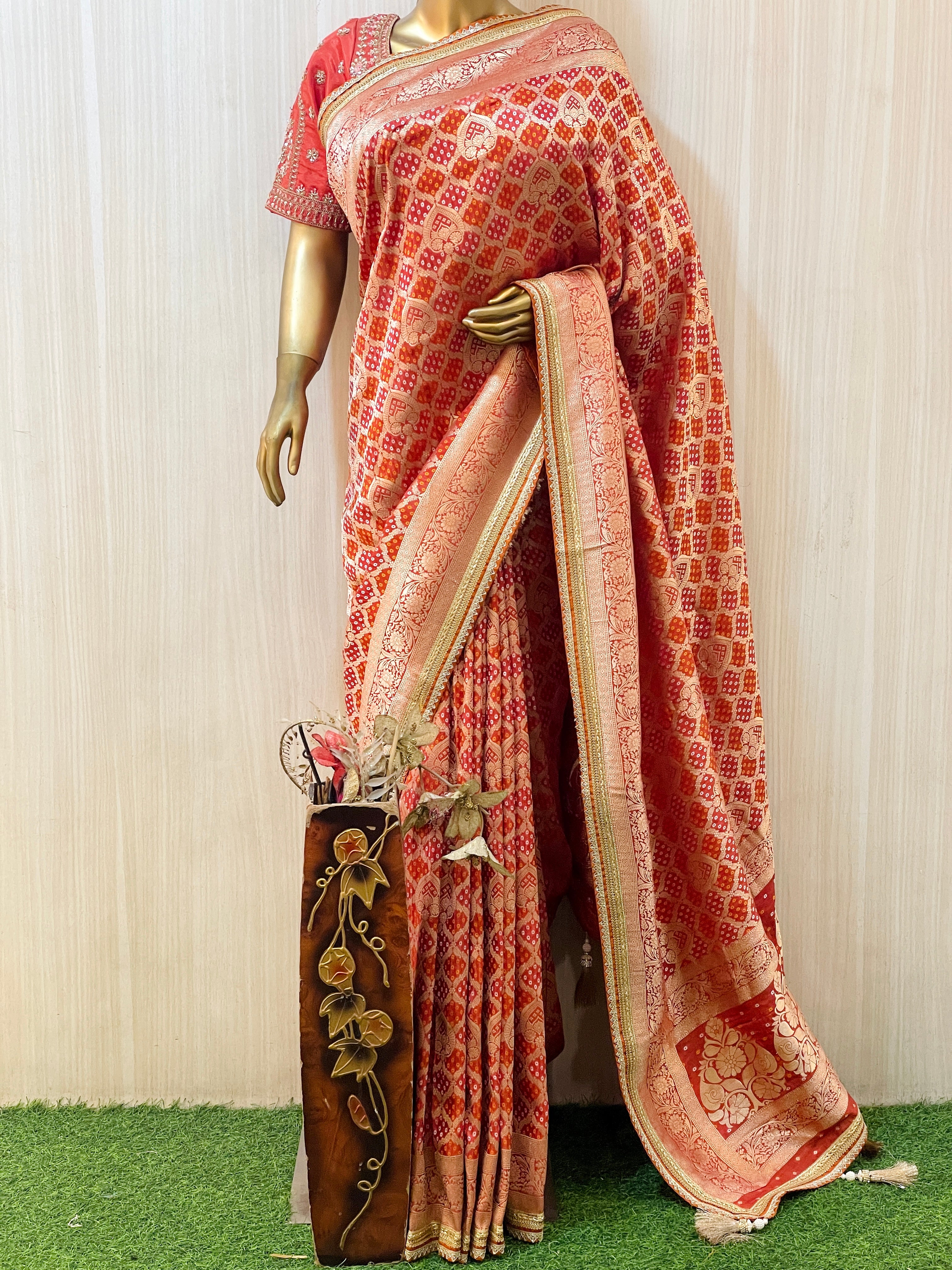 Siwani Khadi Georgette Saree