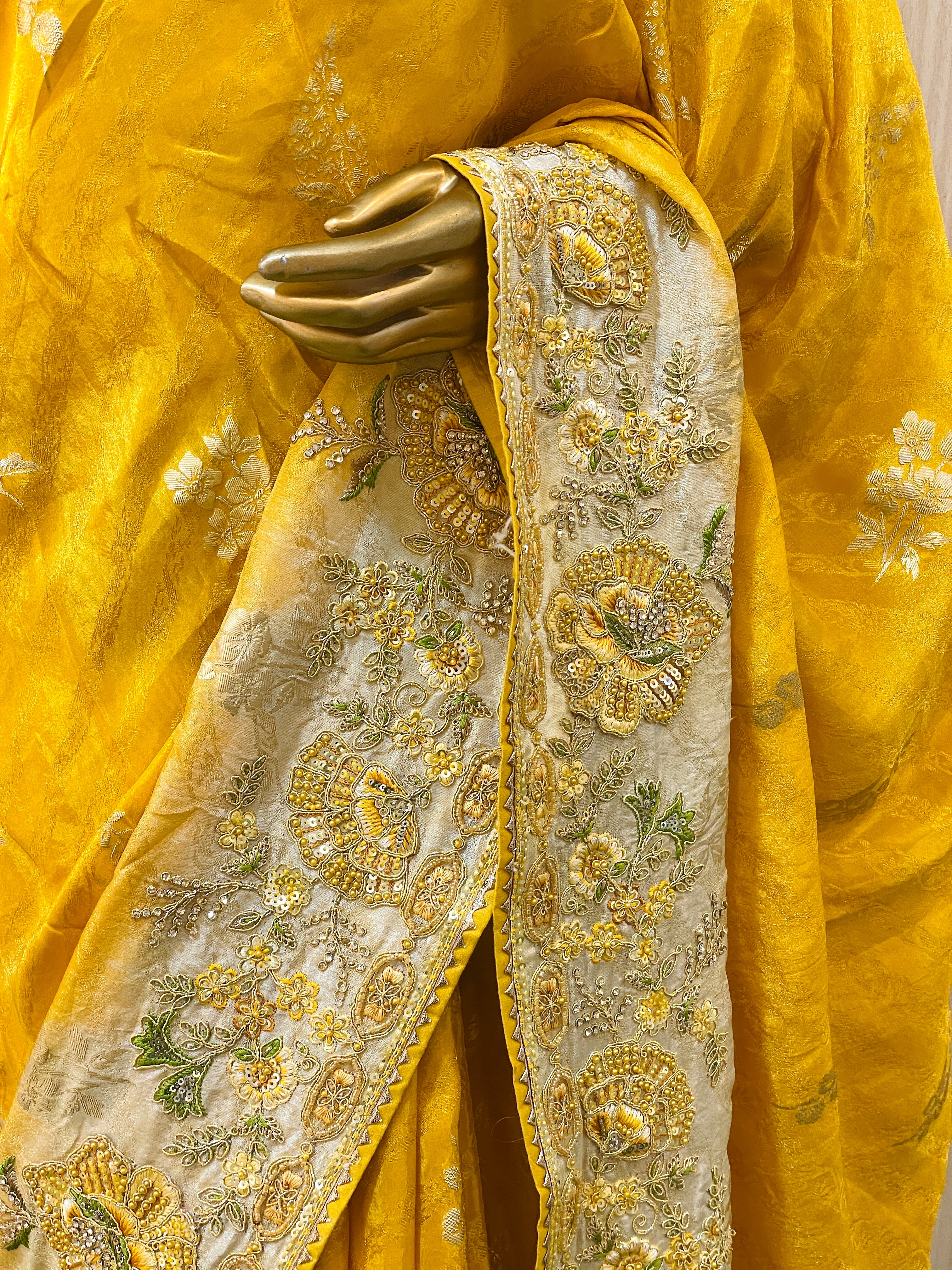Vinkasa Banarasi Silk Saree