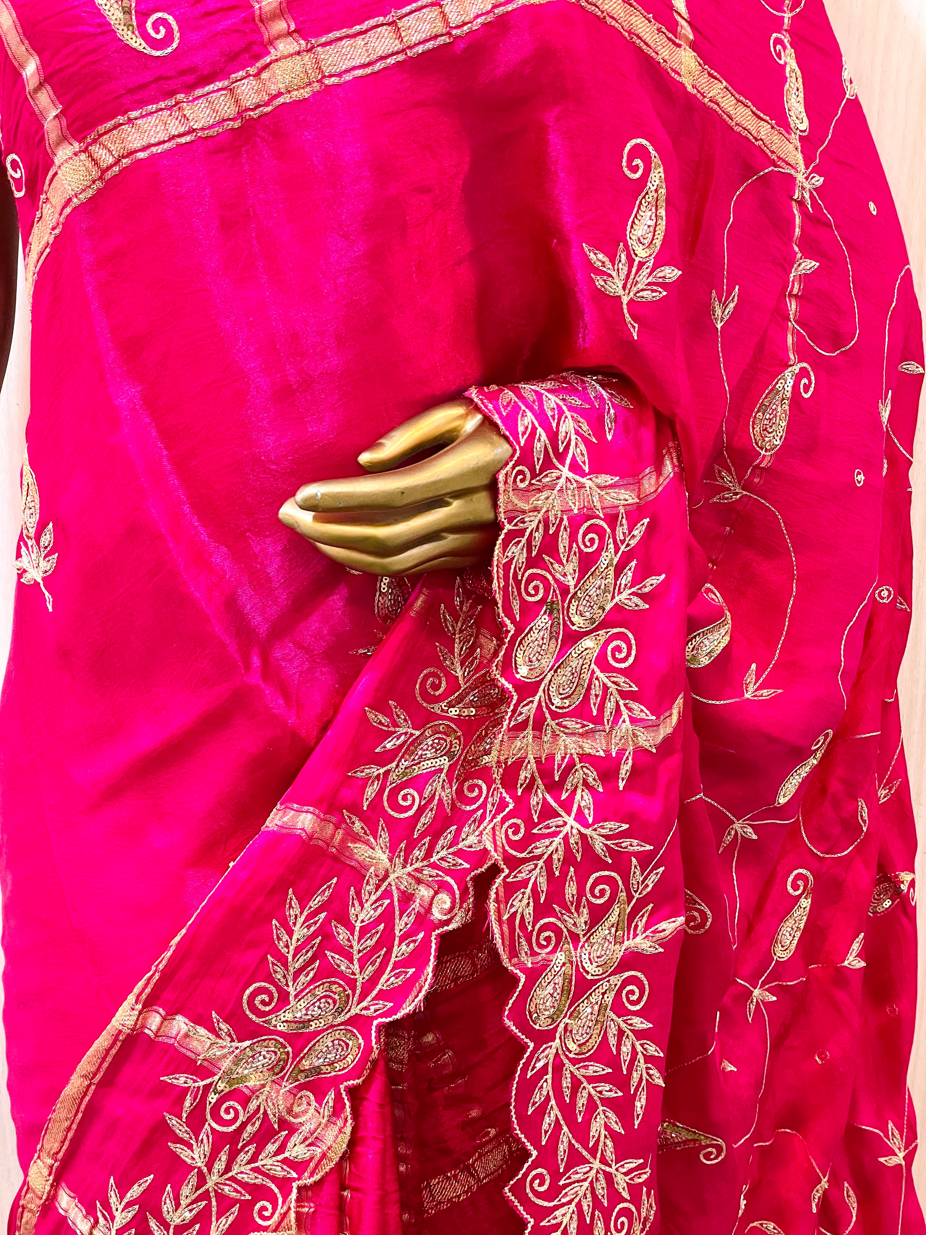 Elina Bandhani Saree