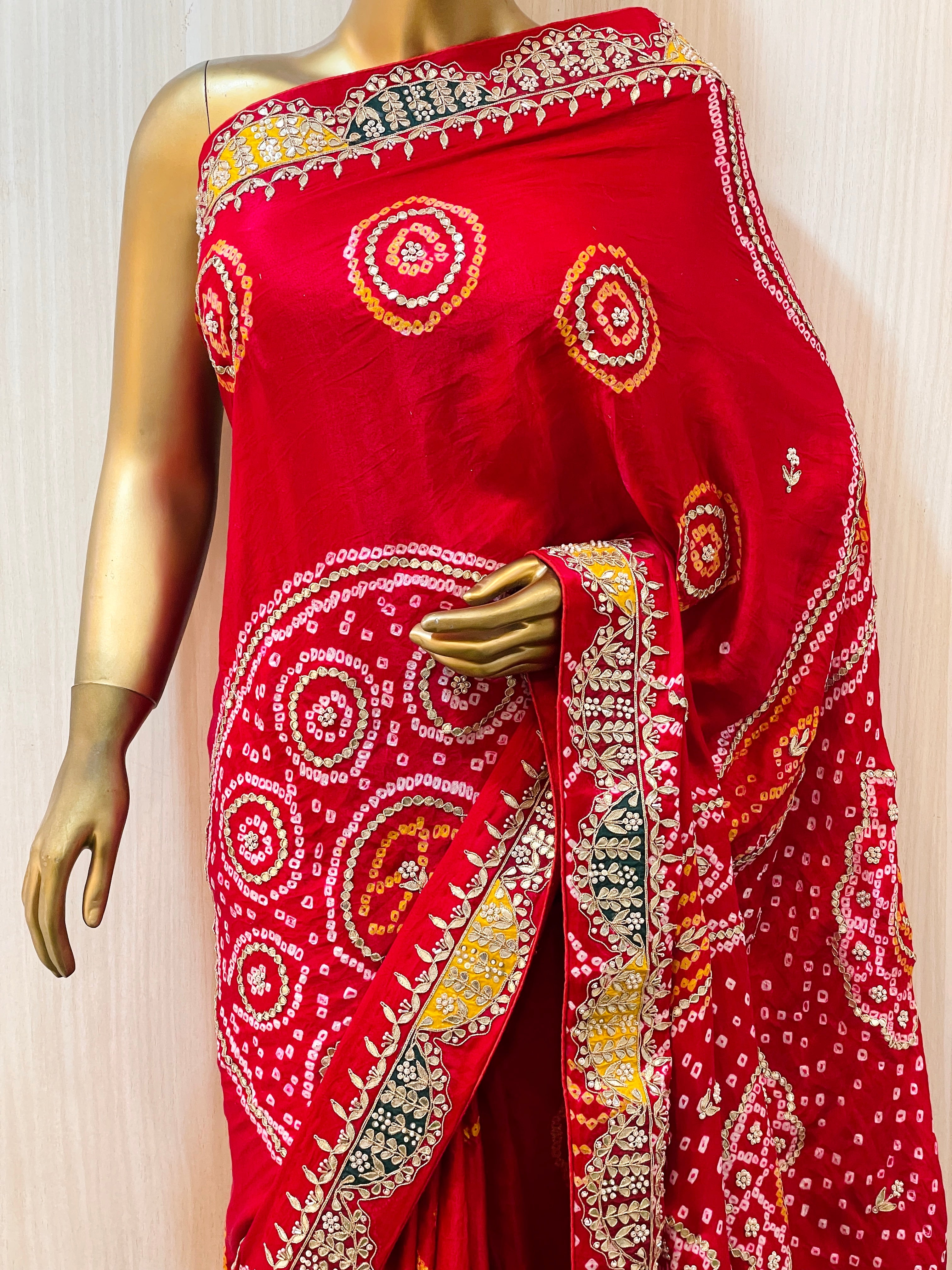 Pallvi Gaji Silk Saree