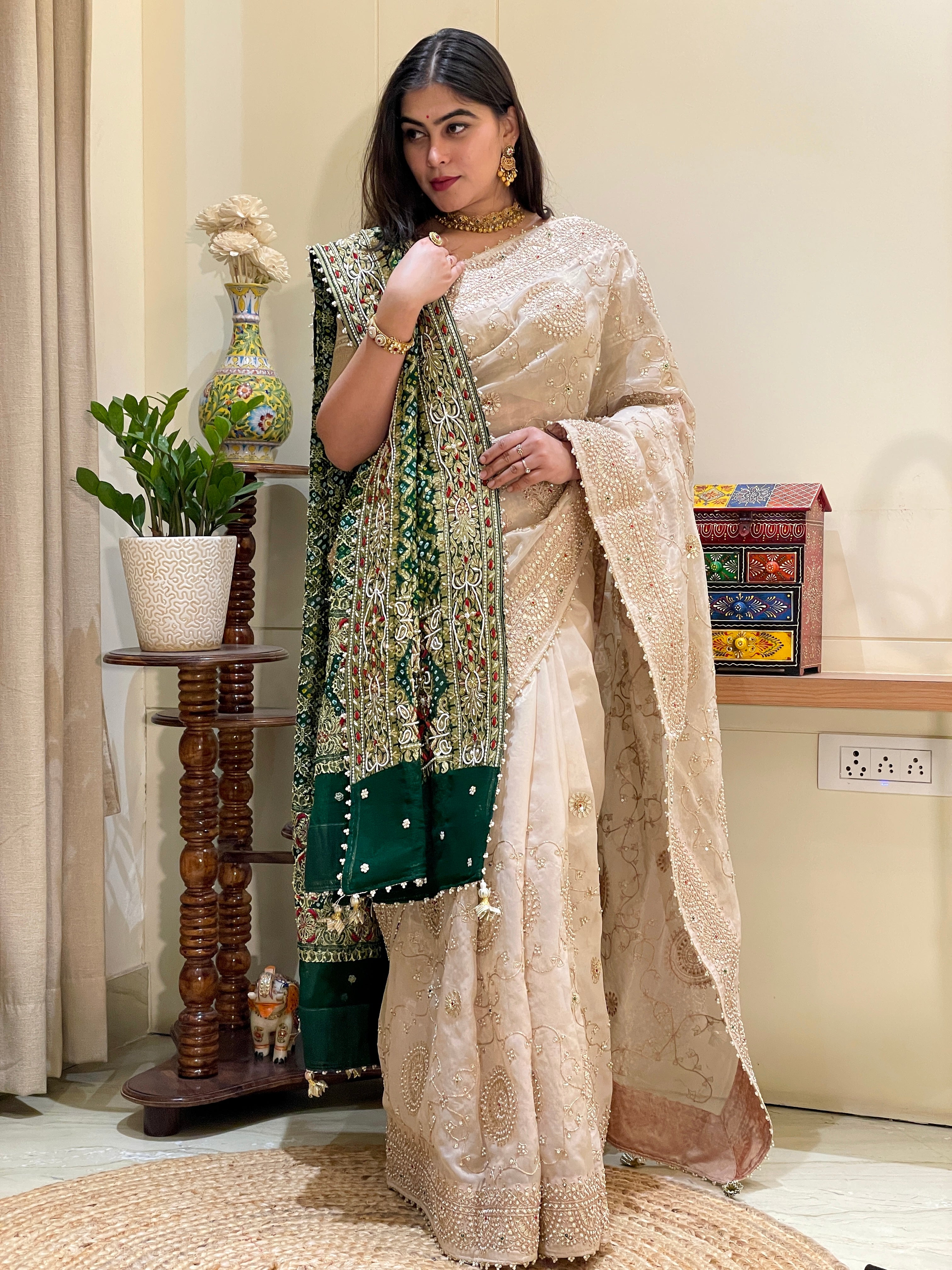 Rimjhim White Tissue Organza Saree