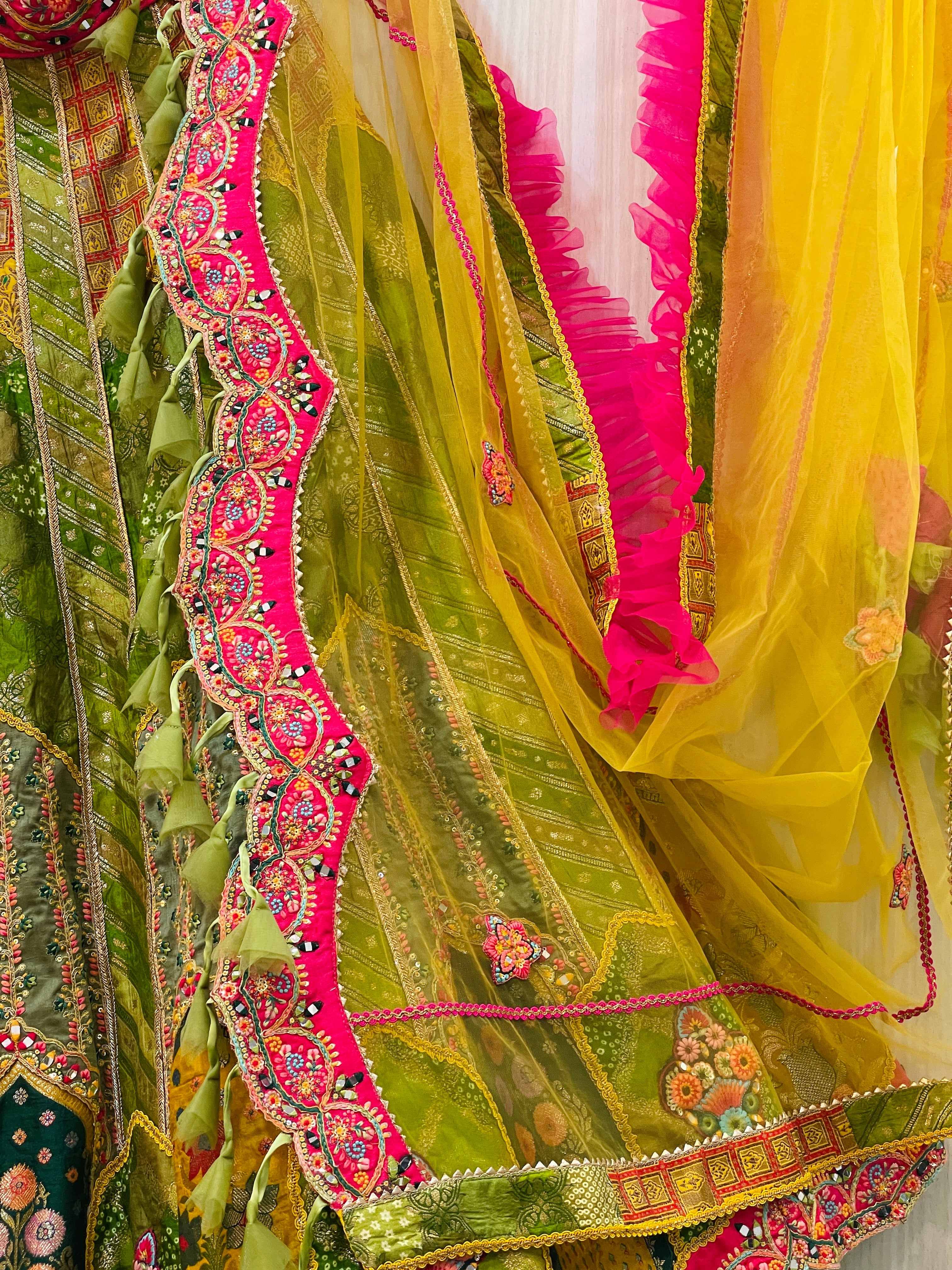 Tahini Lehenga