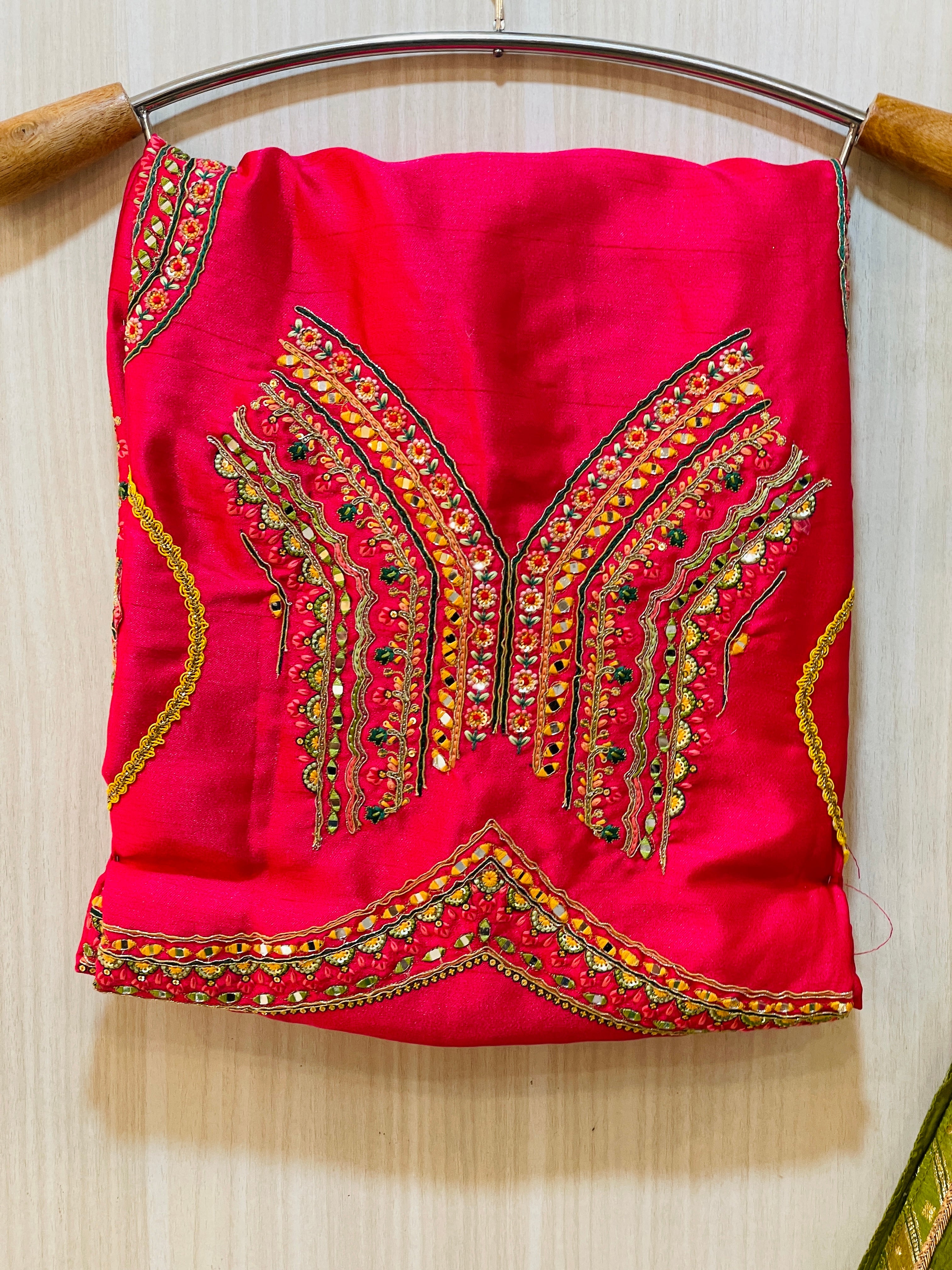 Tahini Lehenga