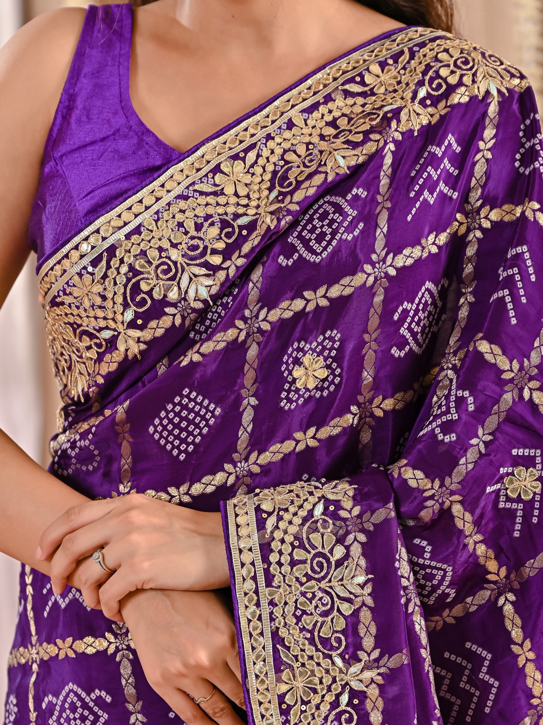 Prisha Royal Gaji Silk Ghatchola Saree