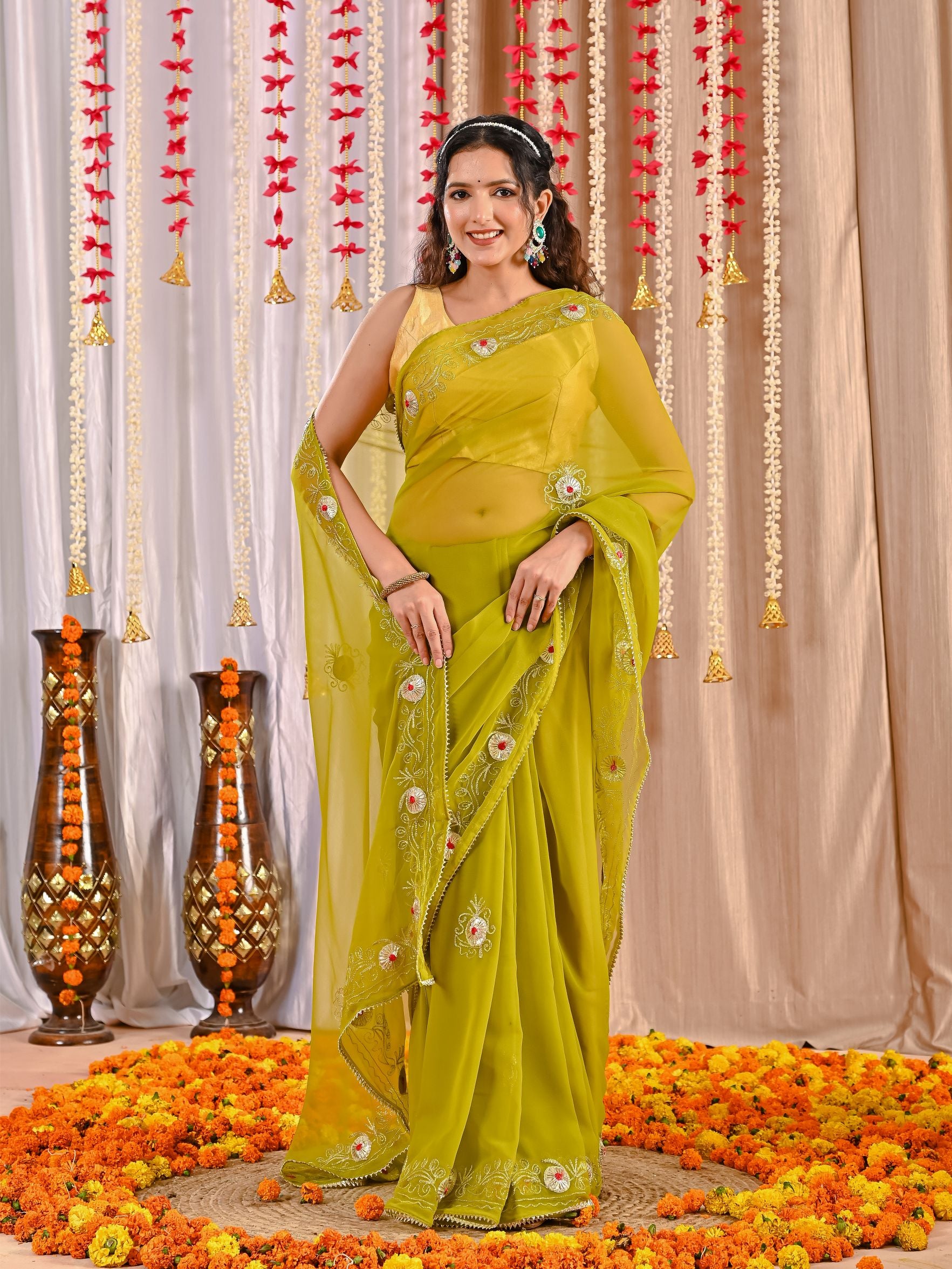 Aarohi Golden Grace Georgette Saree