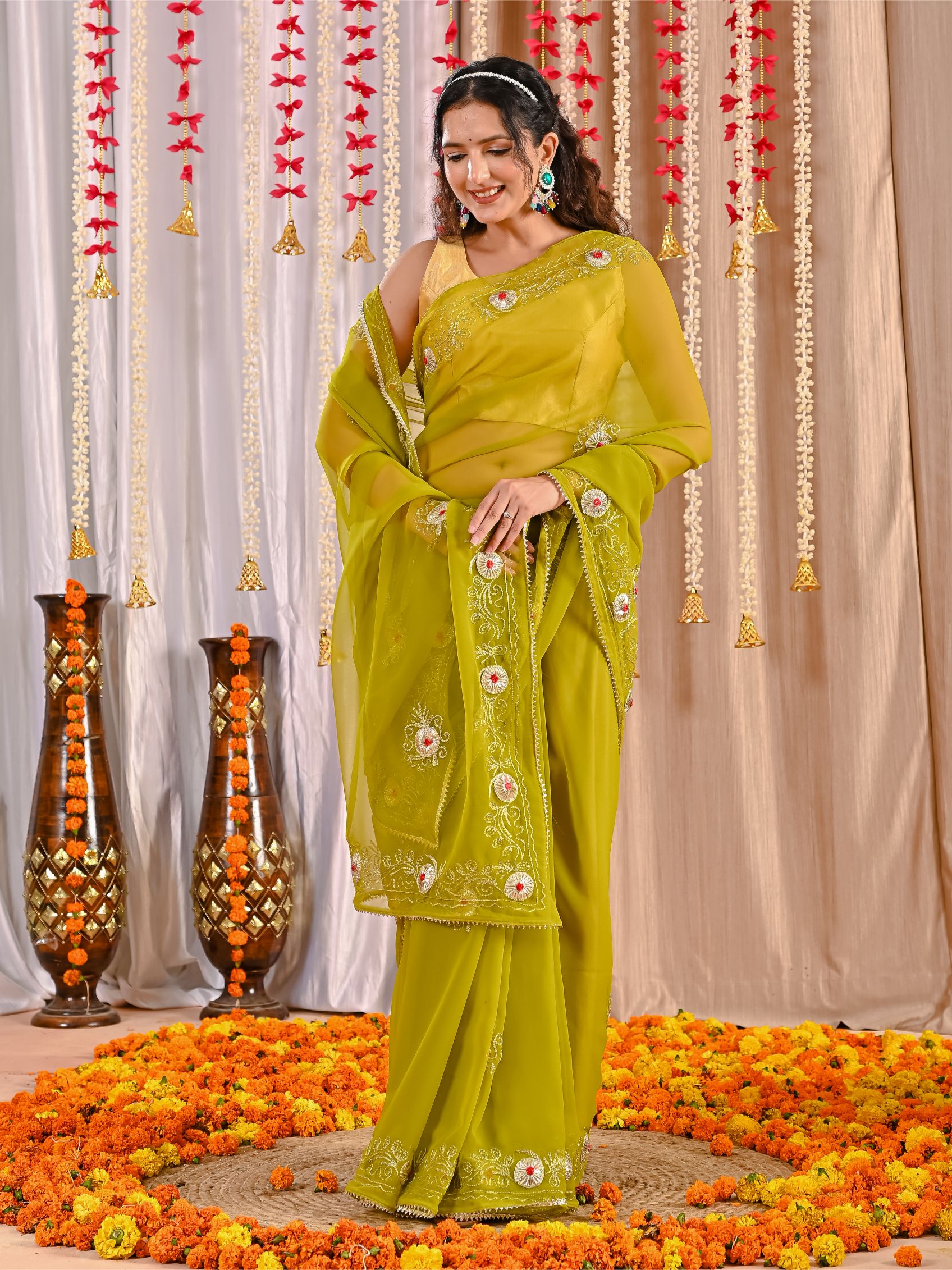 Aarohi Golden Grace Georgette Saree