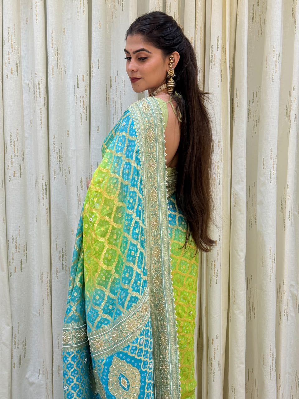 Sara Ombre Bandhani Saree