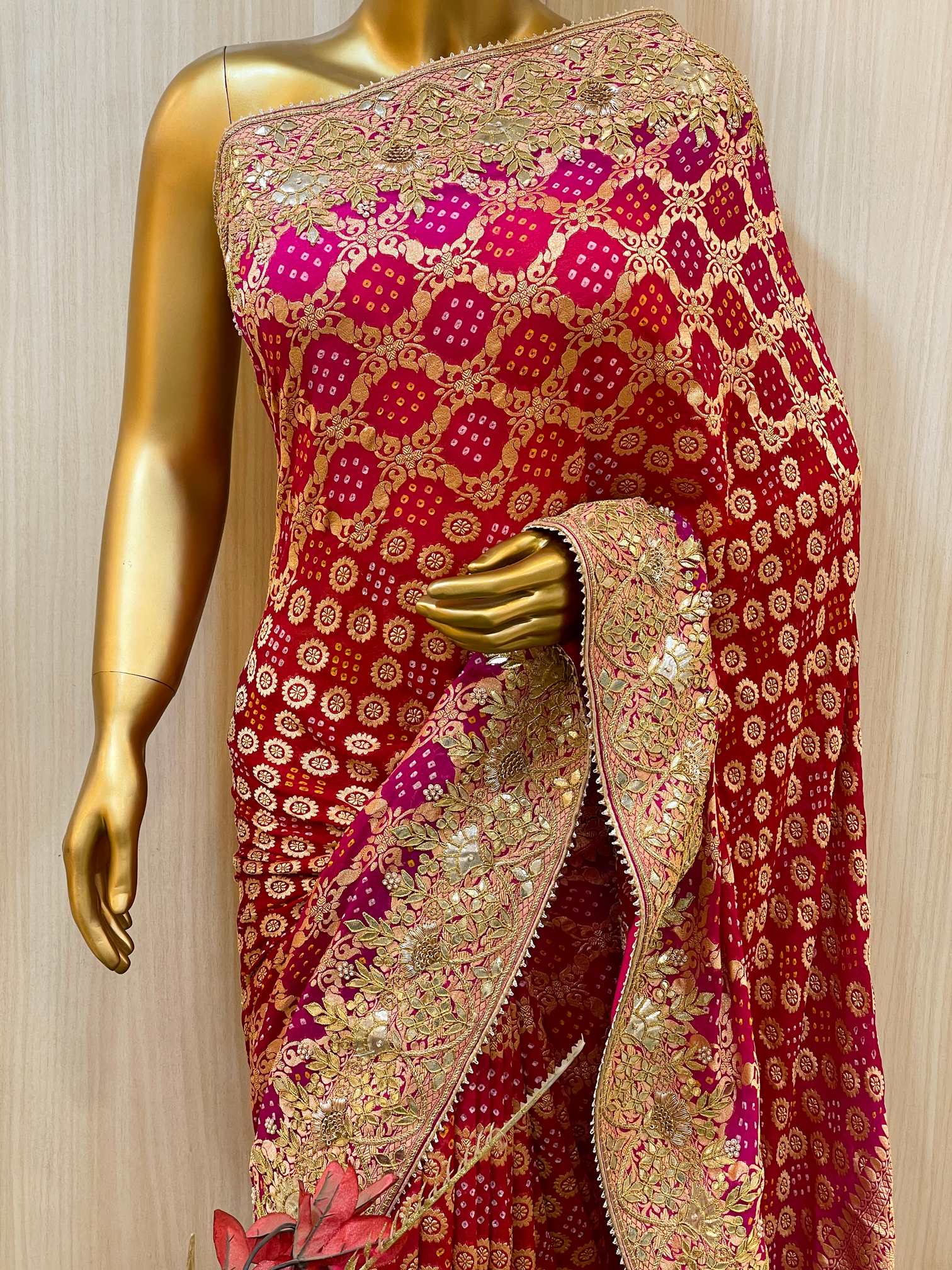 Meera Bandhani Saree