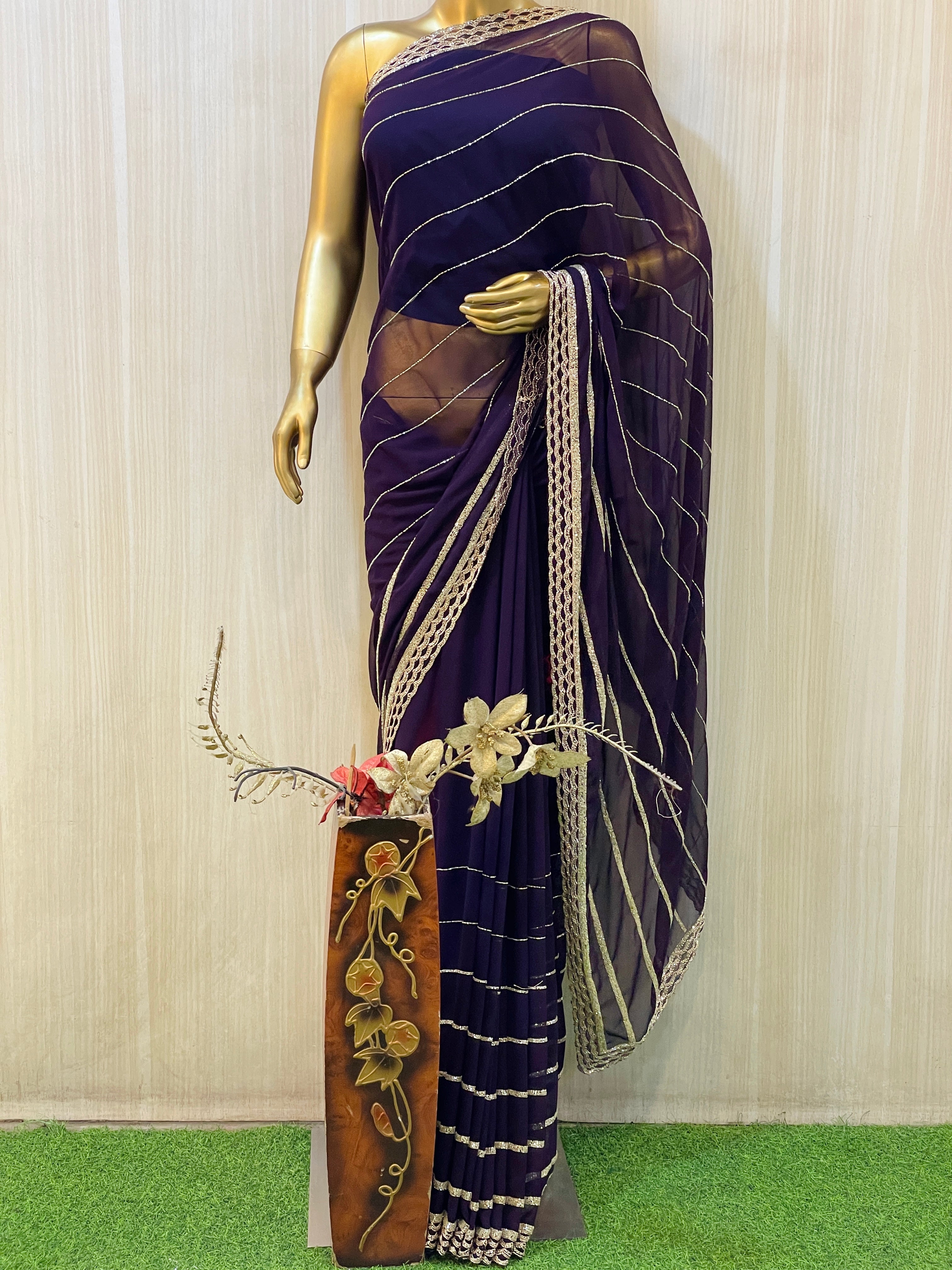 Vinisha Purple Georgette Saree