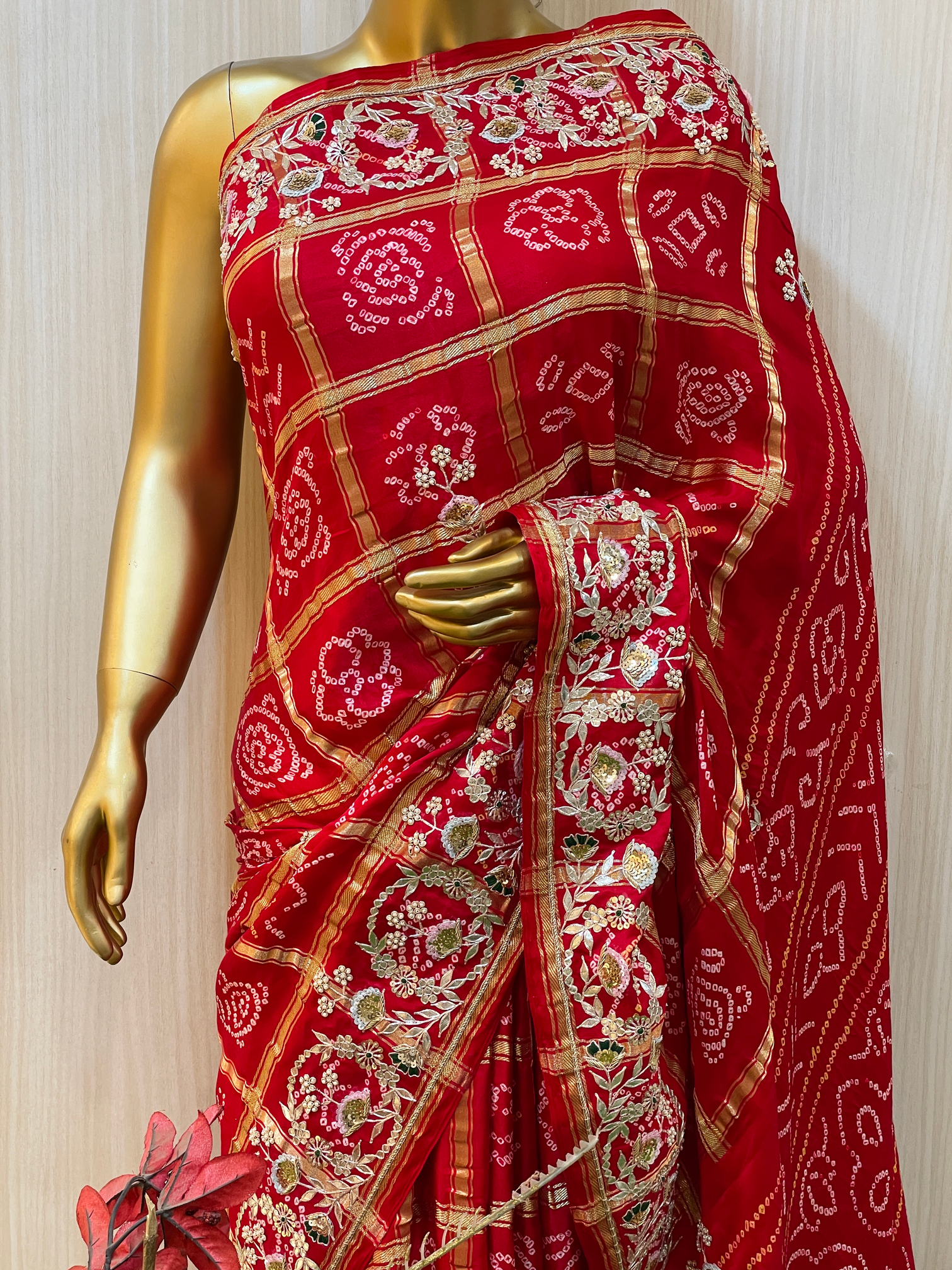 Aaisha Gaji Bandhani Saree