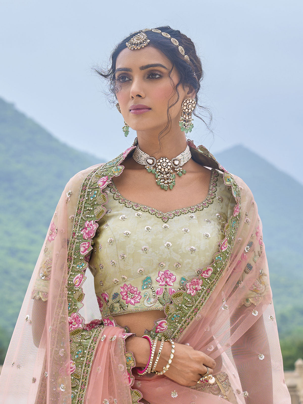Nazakat Nama Lehenga