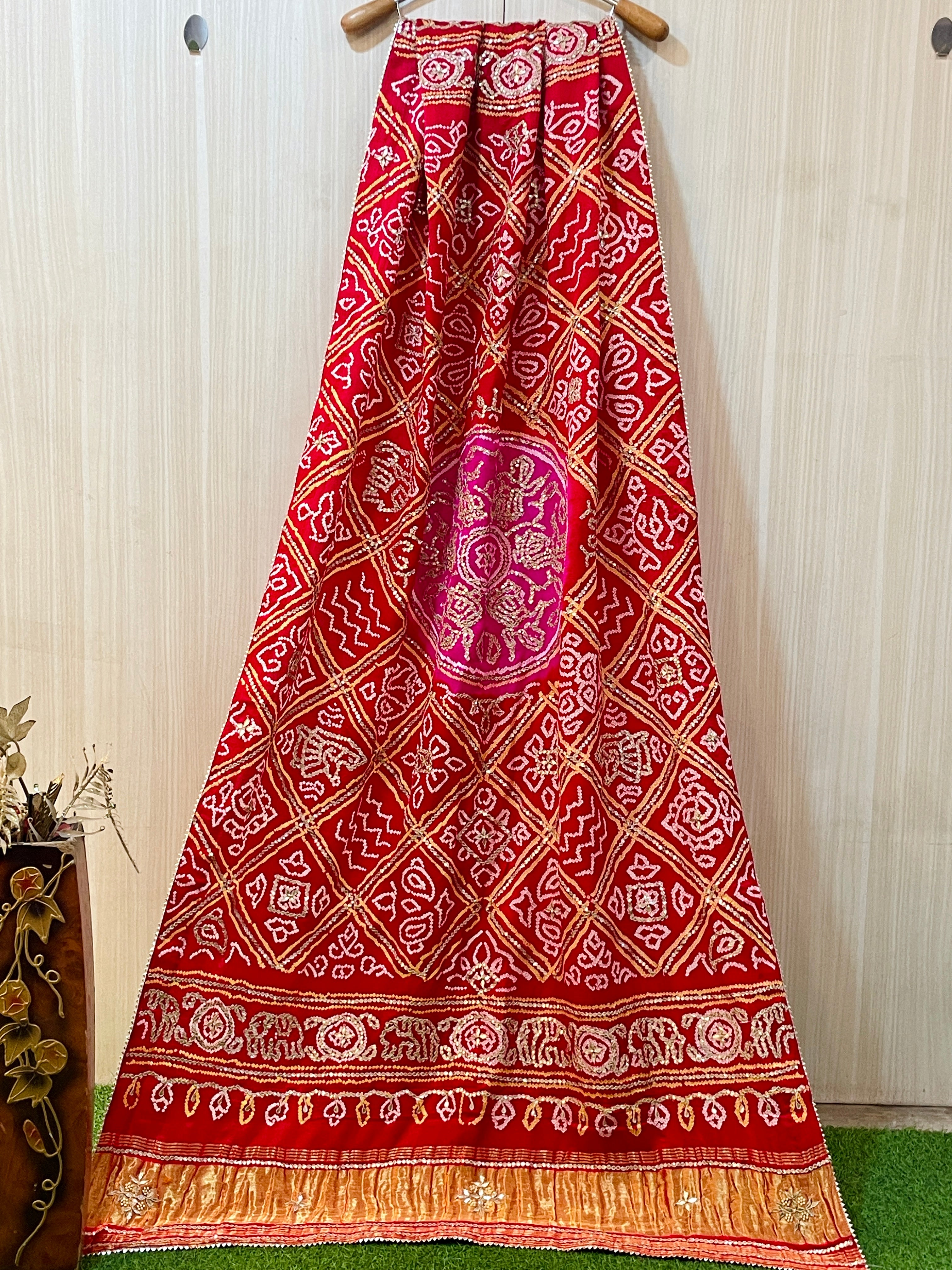 Yuri Silk Dupatta