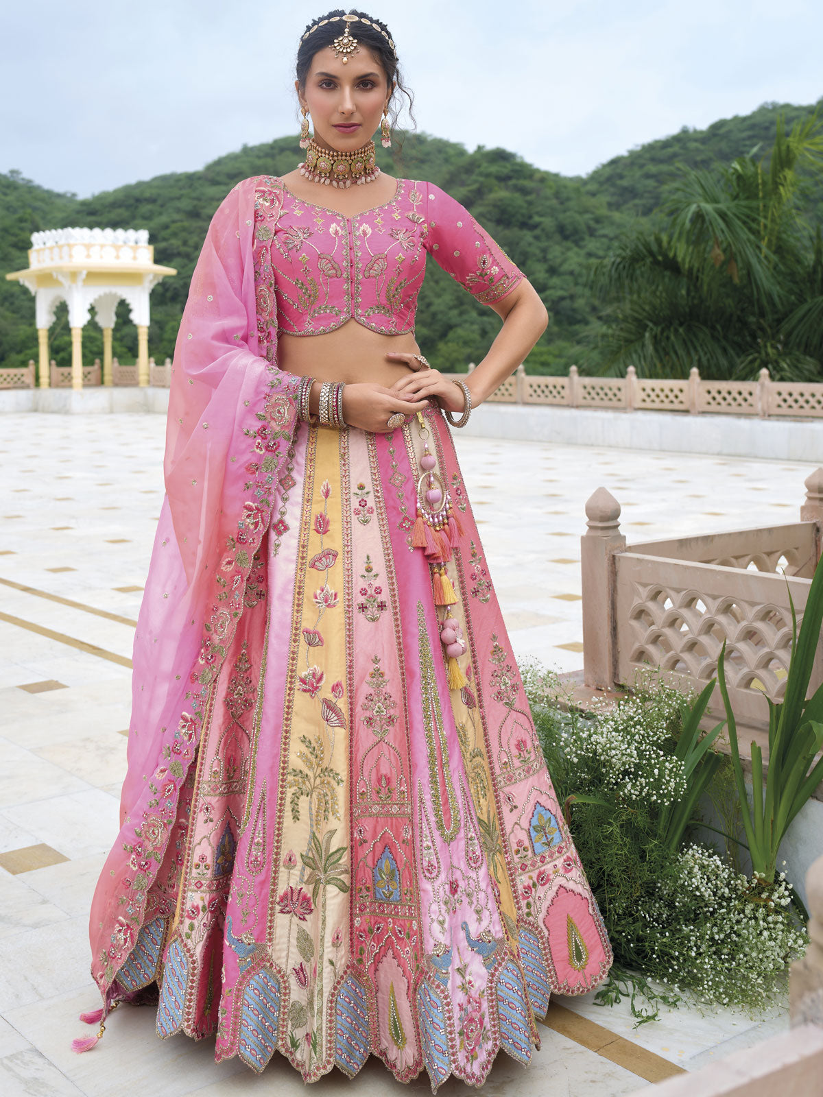 Dhaga Dastaan Lehenga