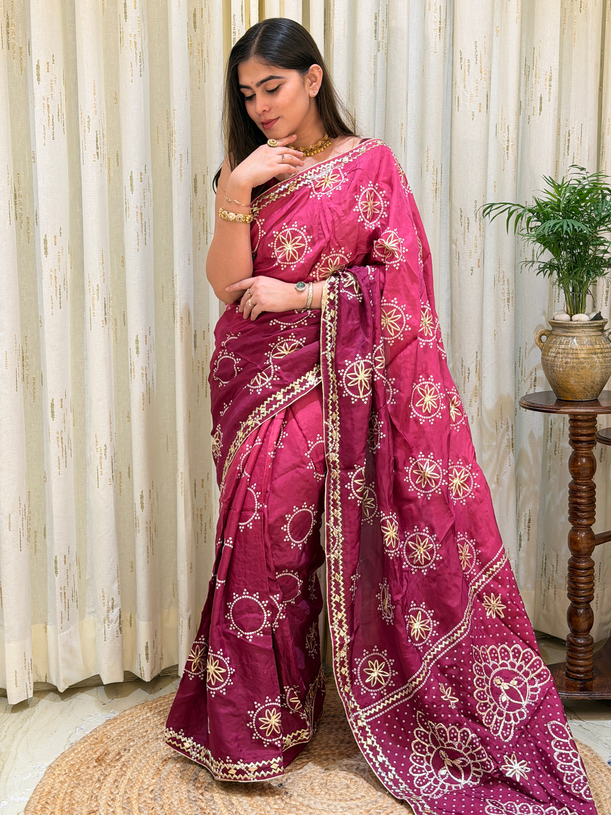 Suhani Magenta Pink Dola Silk Saree