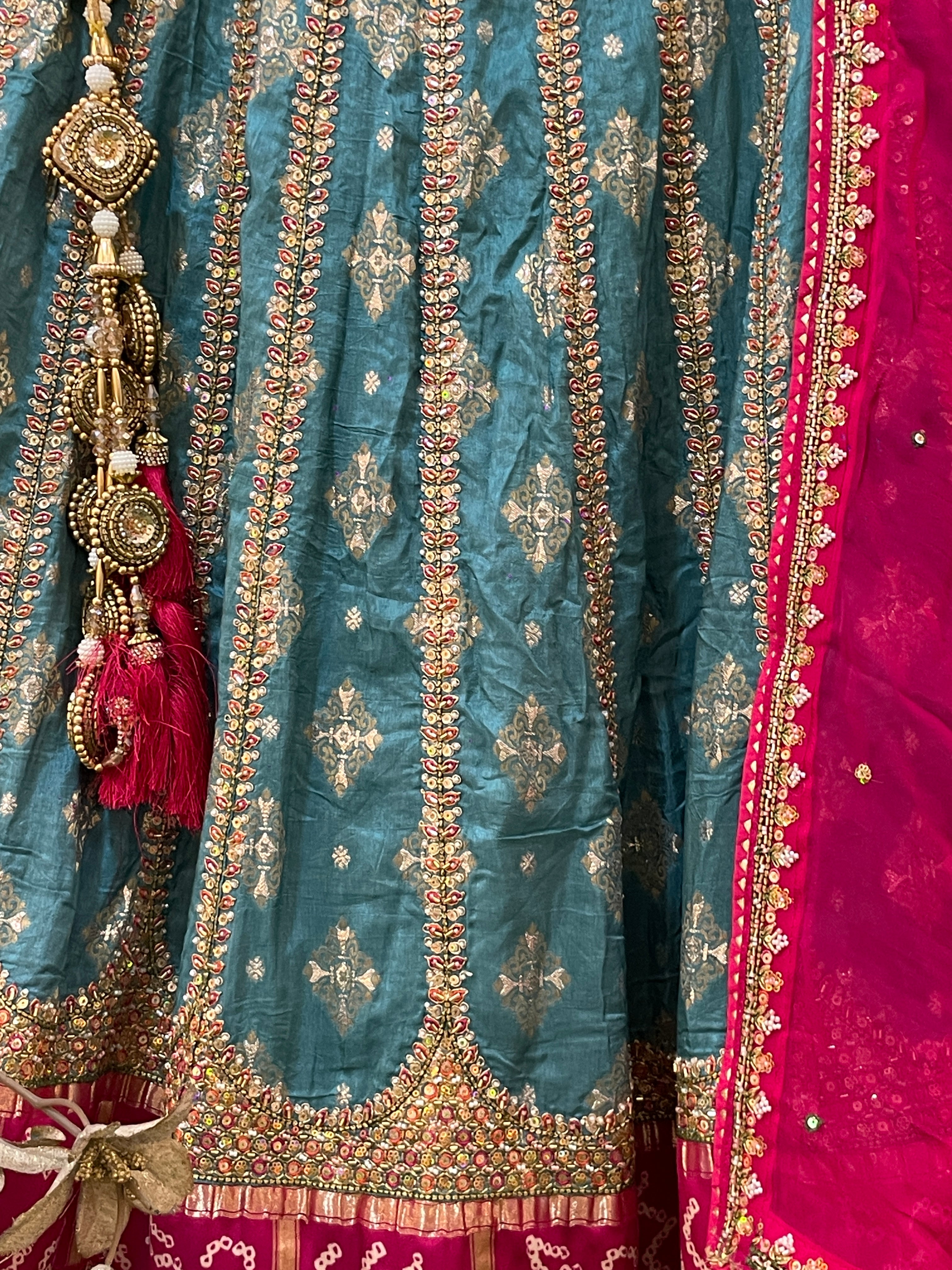 Vanya Ghatchola Lehenga