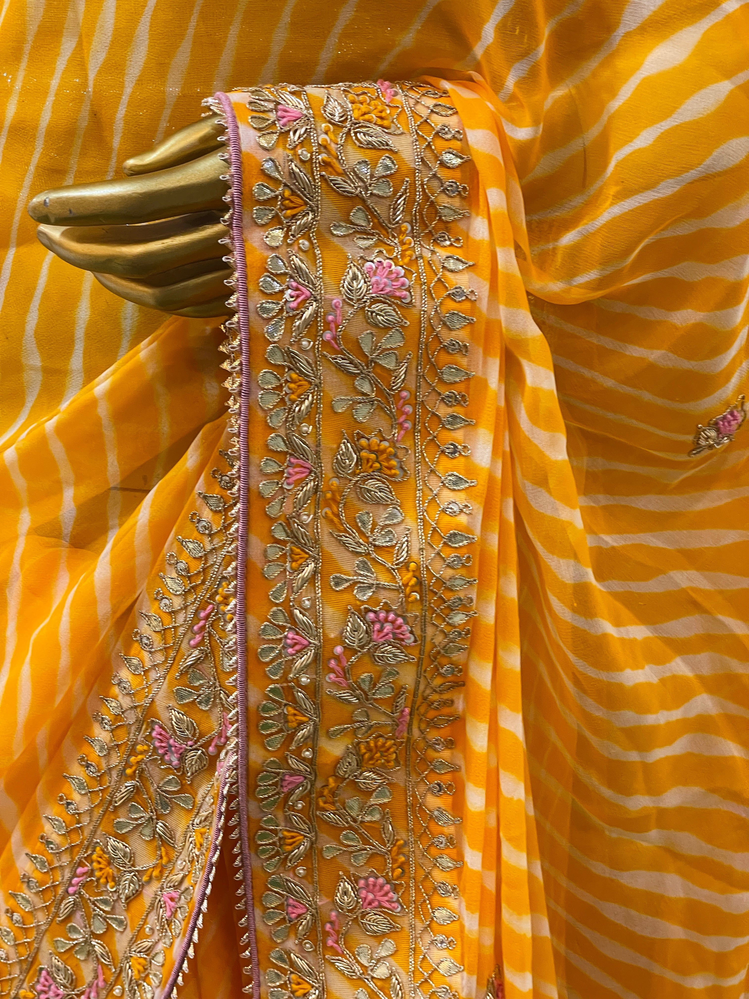Akshara Leheriya Saree