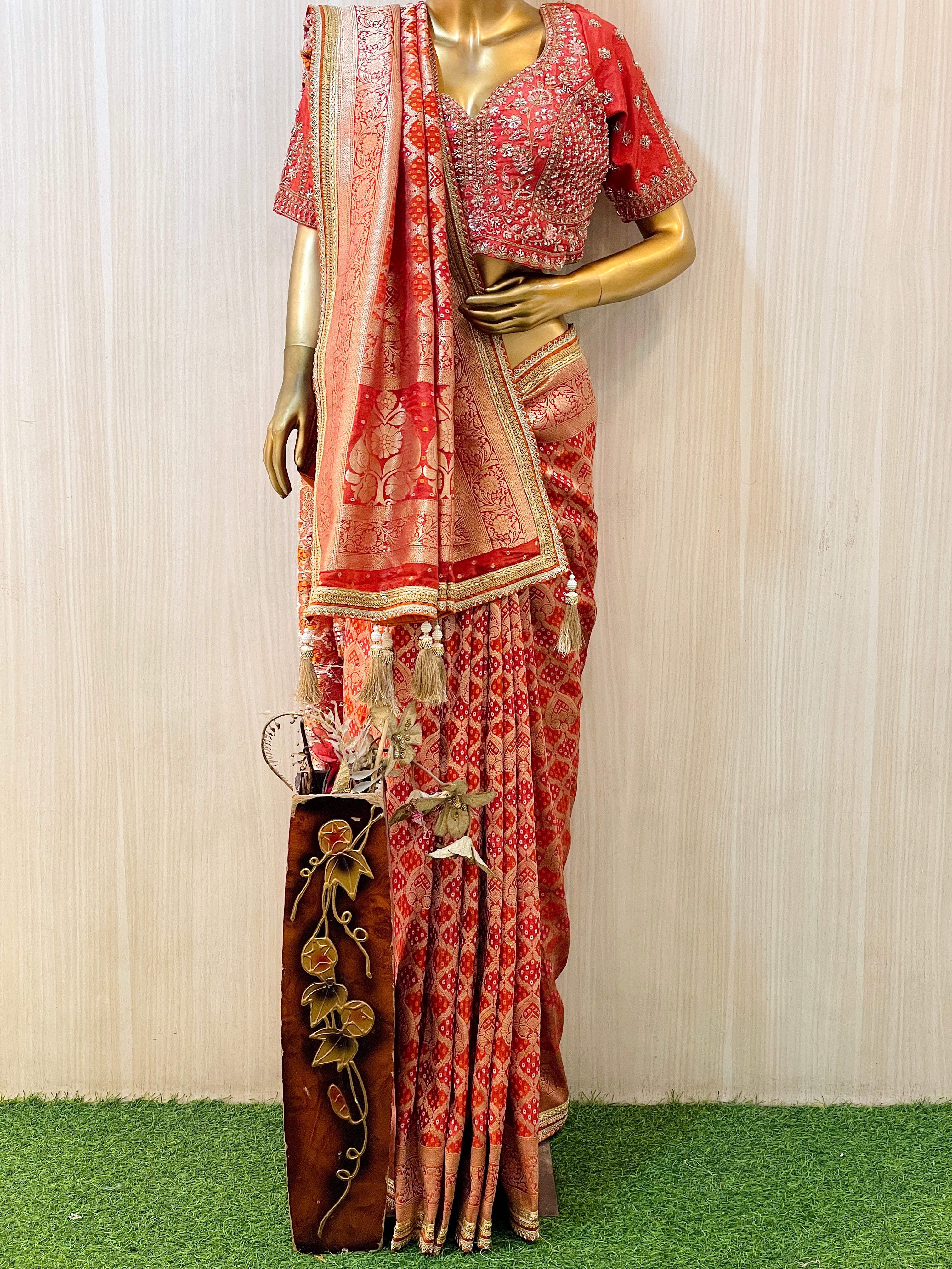Siwani Khadi Georgette Saree