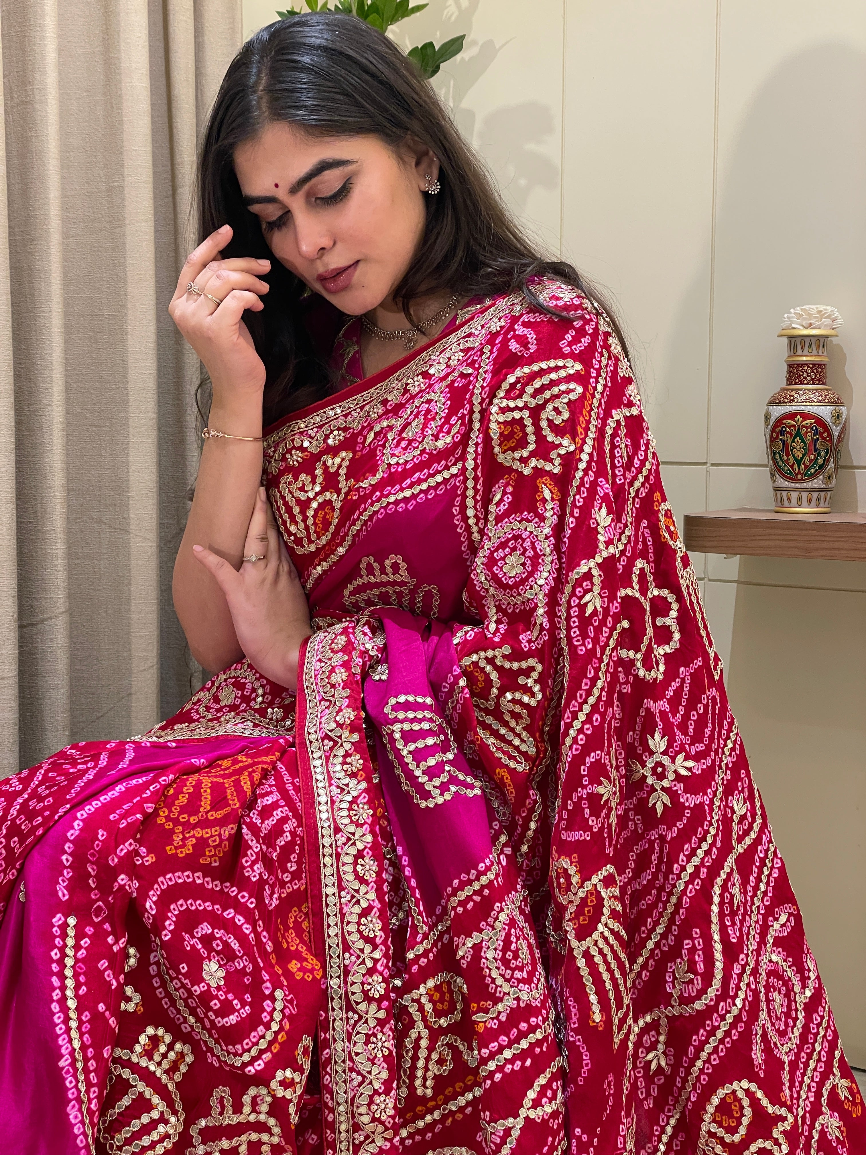 Maisha Red Pink Bandhani Saree