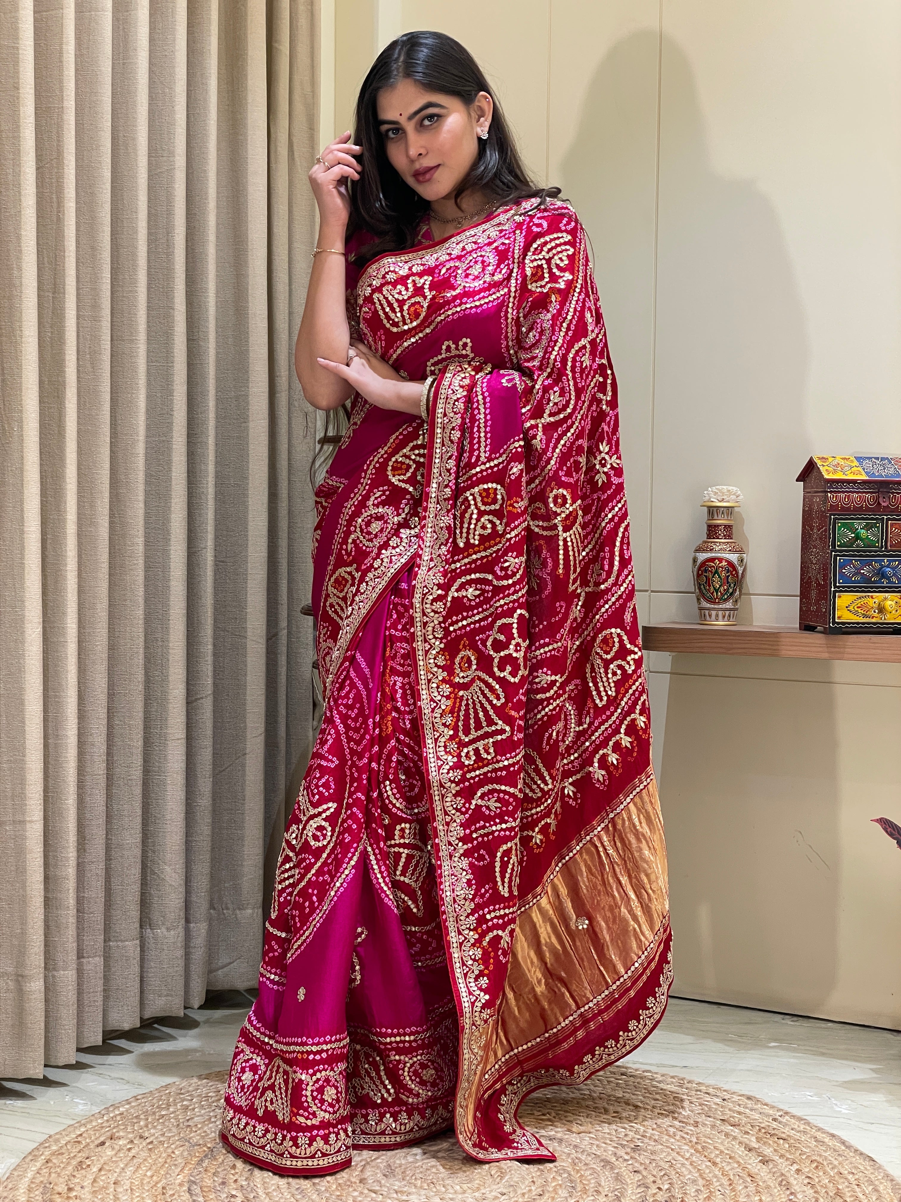 Maisha Red Pink Bandhani Saree