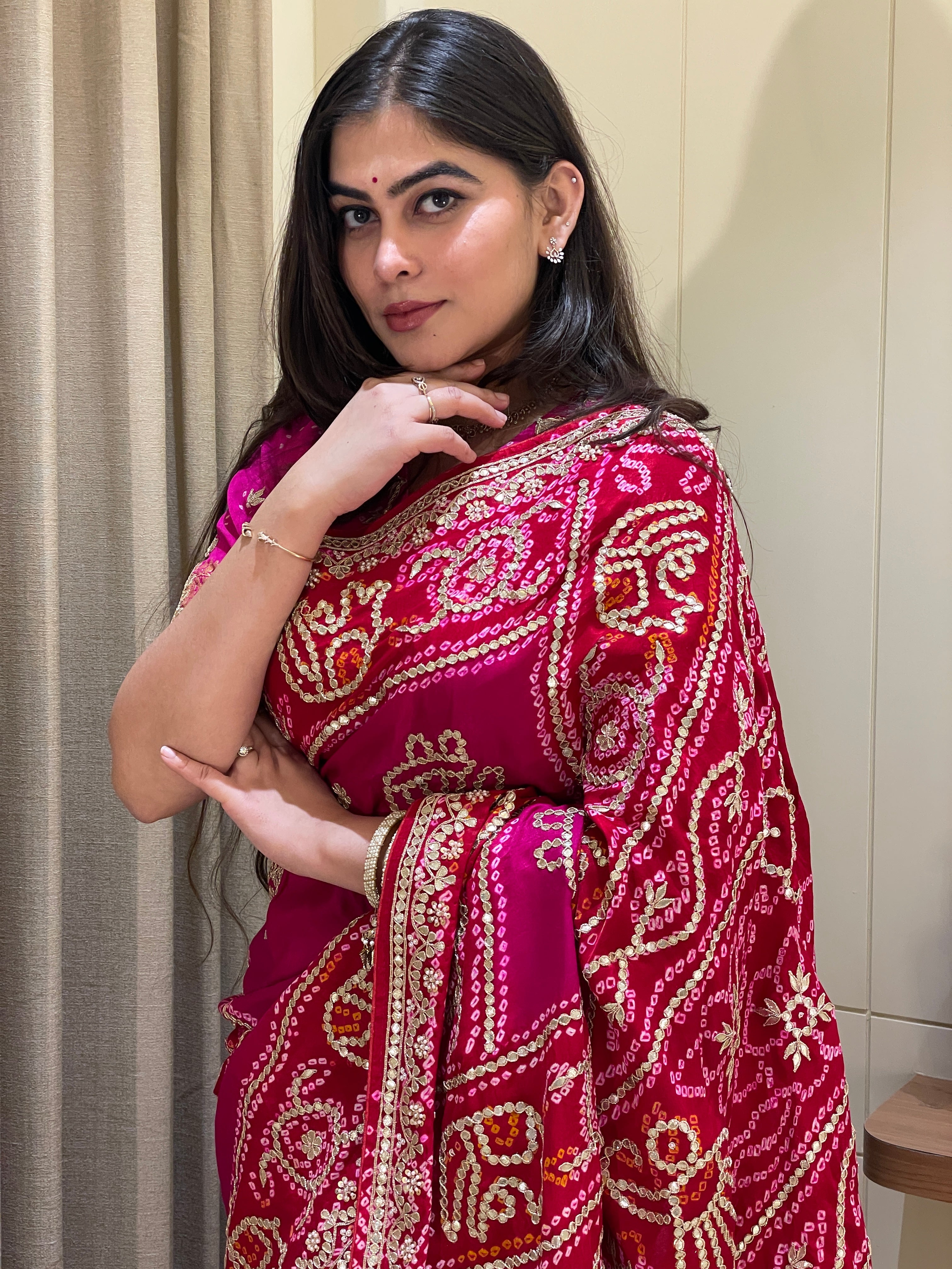 Maisha Red Pink Bandhani Saree