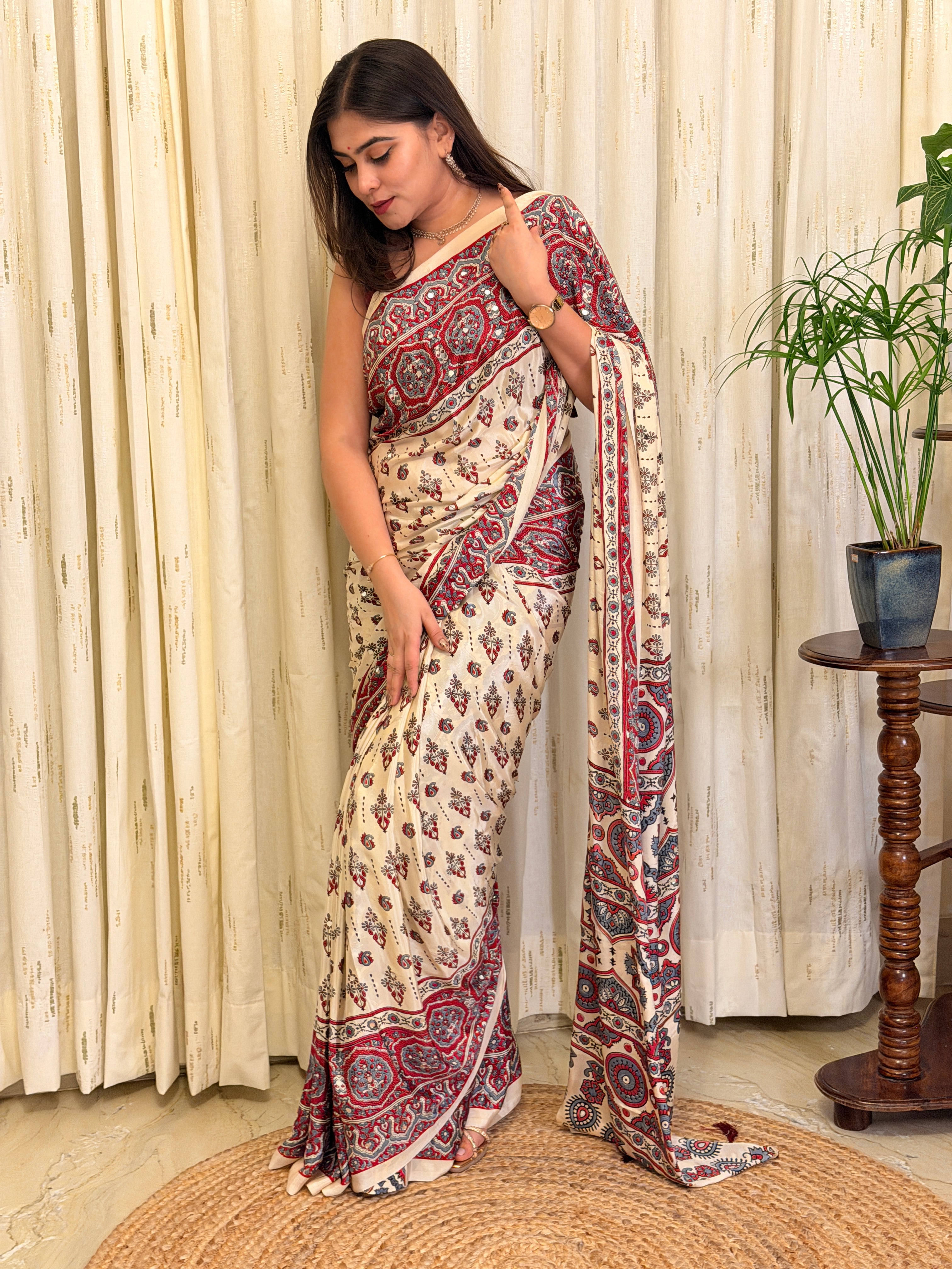 Aaradhya Ivory Ajrakh With Mirror Work Saree