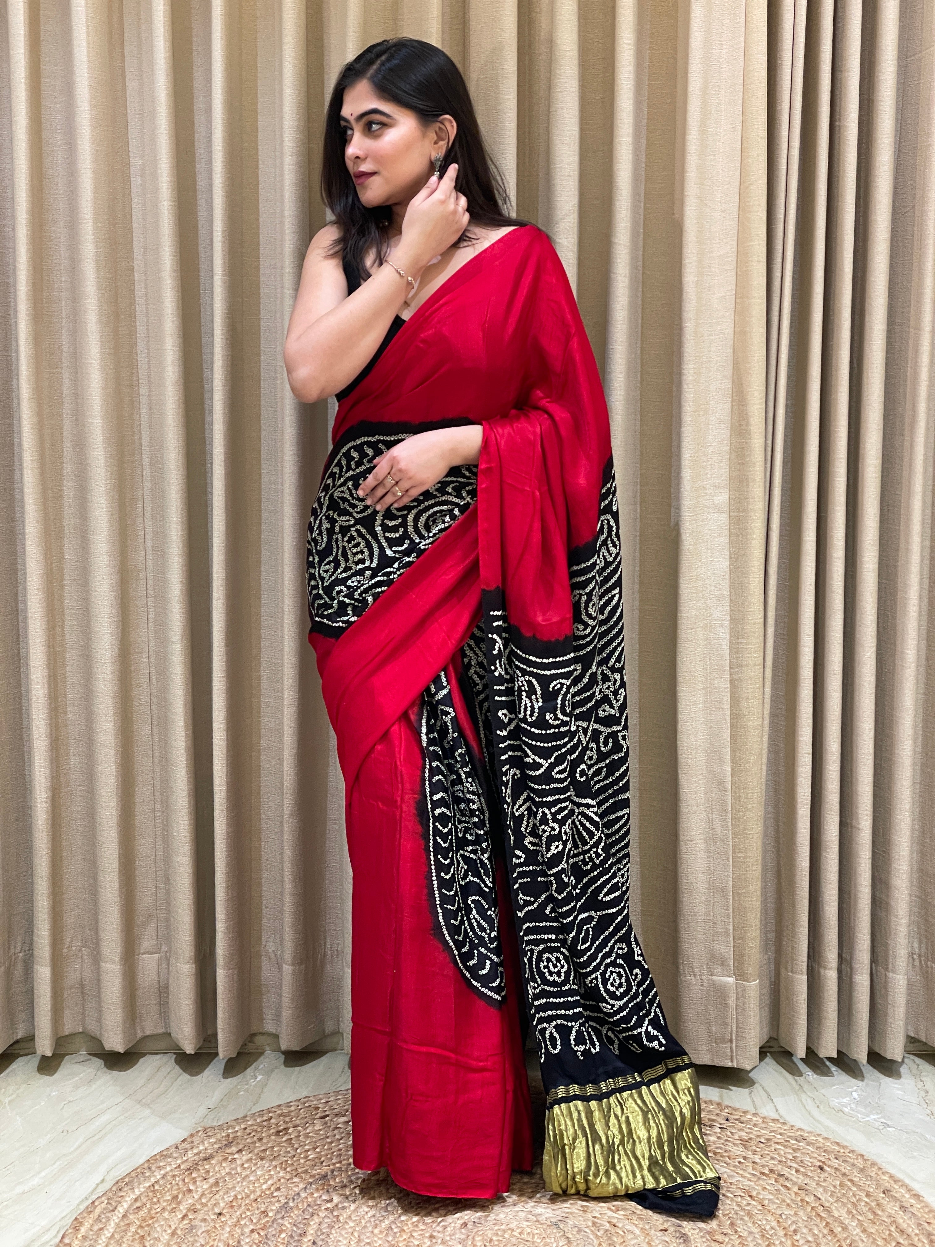 Aarohi Rai Bandhani Gajji Silk Saree