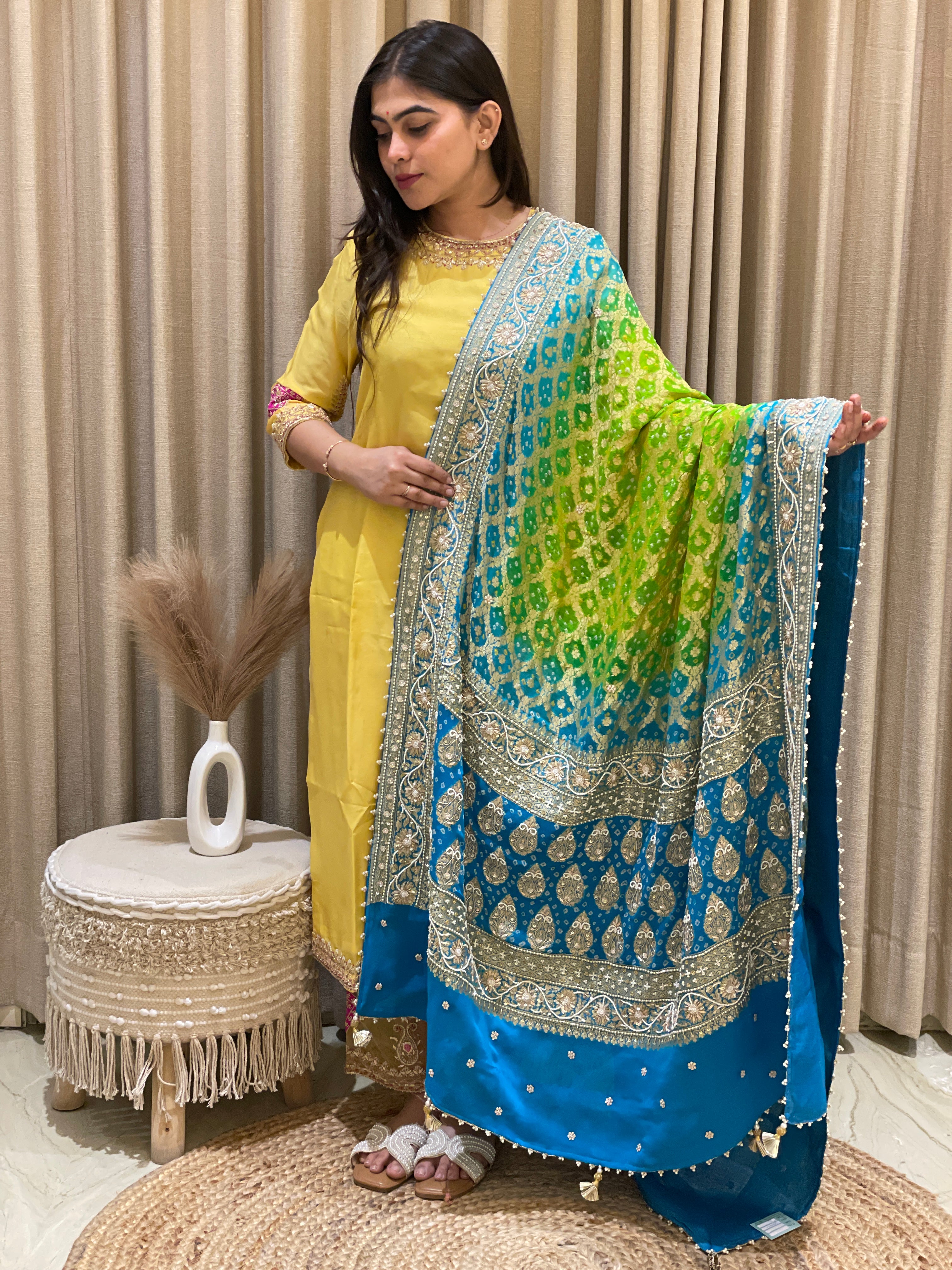Nikku Emerald Green & Royal Blue Meenakari Zardozi Dupatta