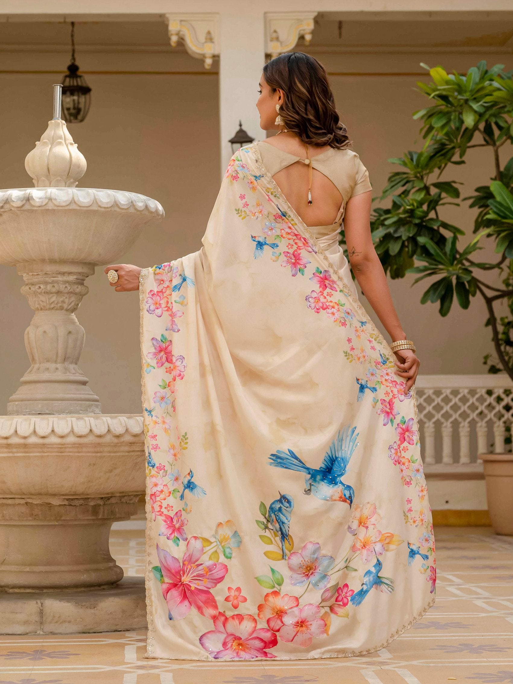 Vedanshi Crepe Saree