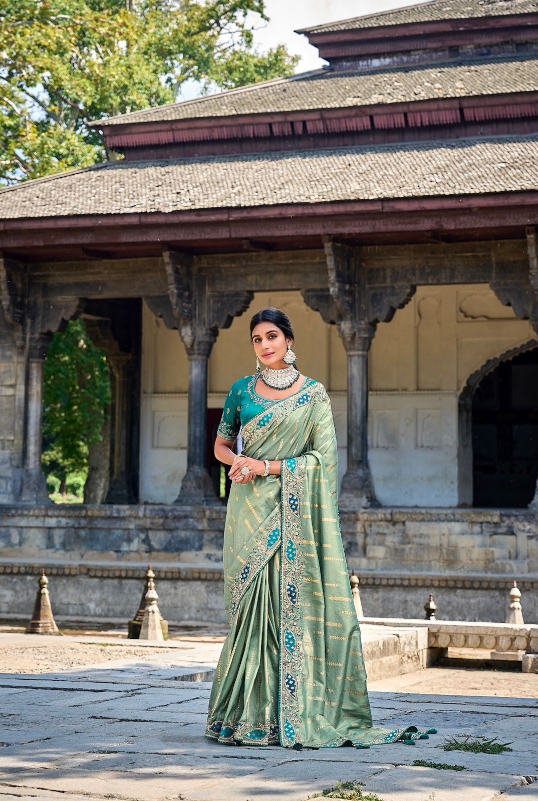 Shreya Banarasi Saree