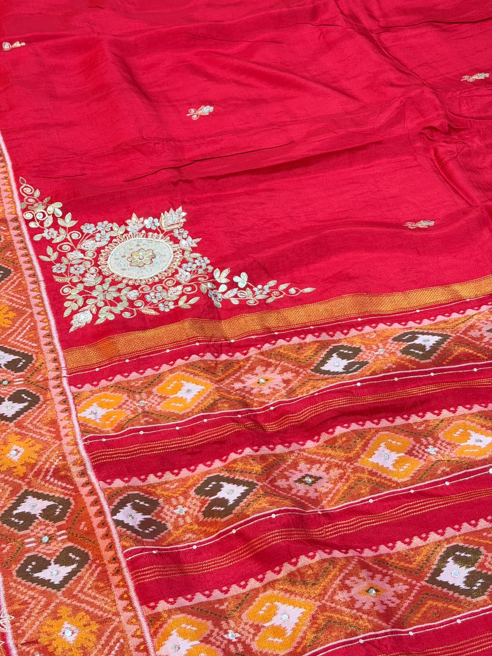 Kavya Rani Pink Semi Ikkat Patola Saree