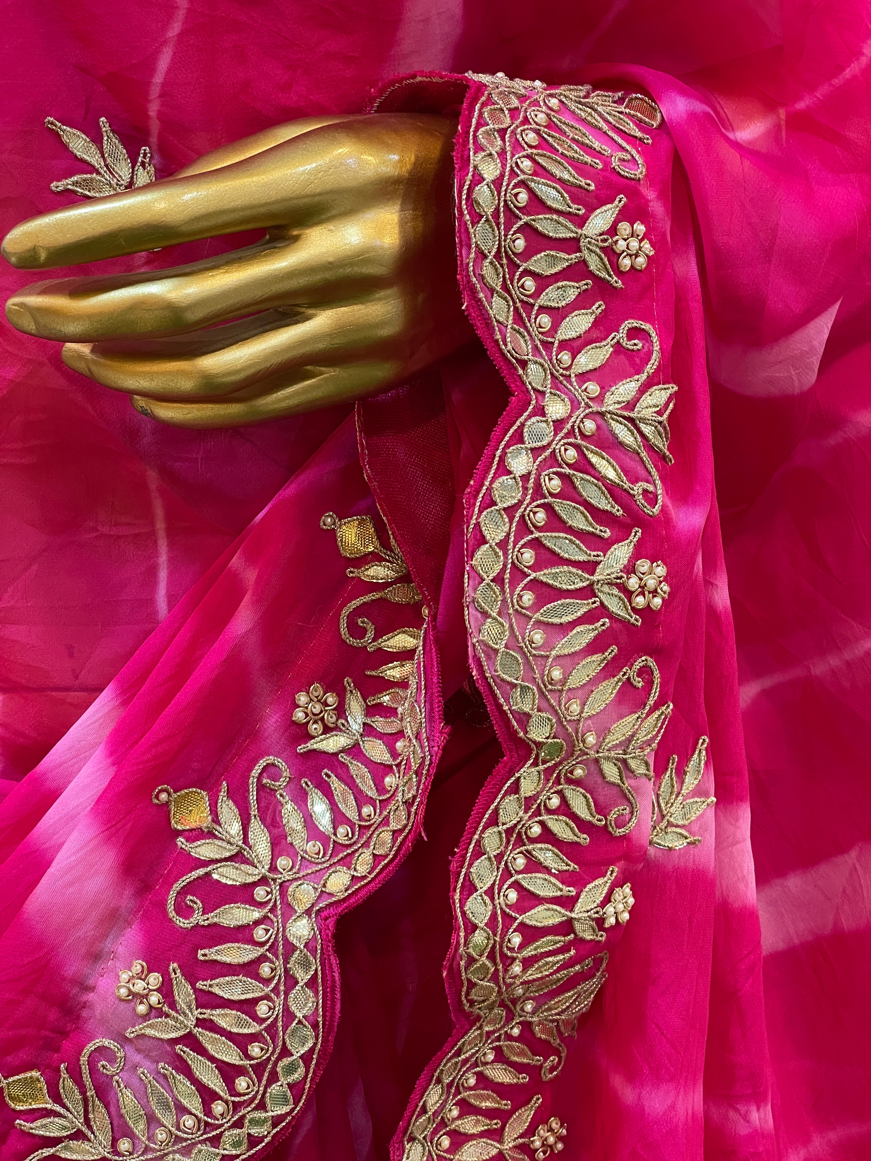 Niu Leheriya Saree