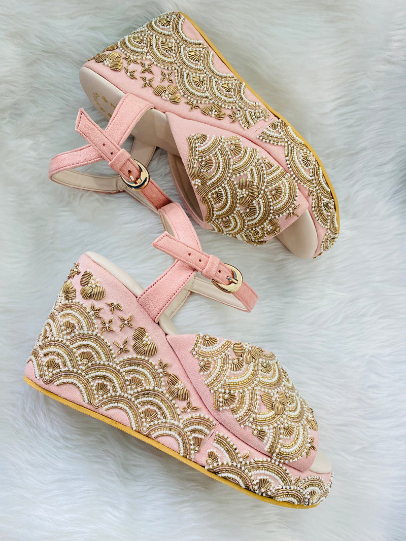 Anyoon Wedges