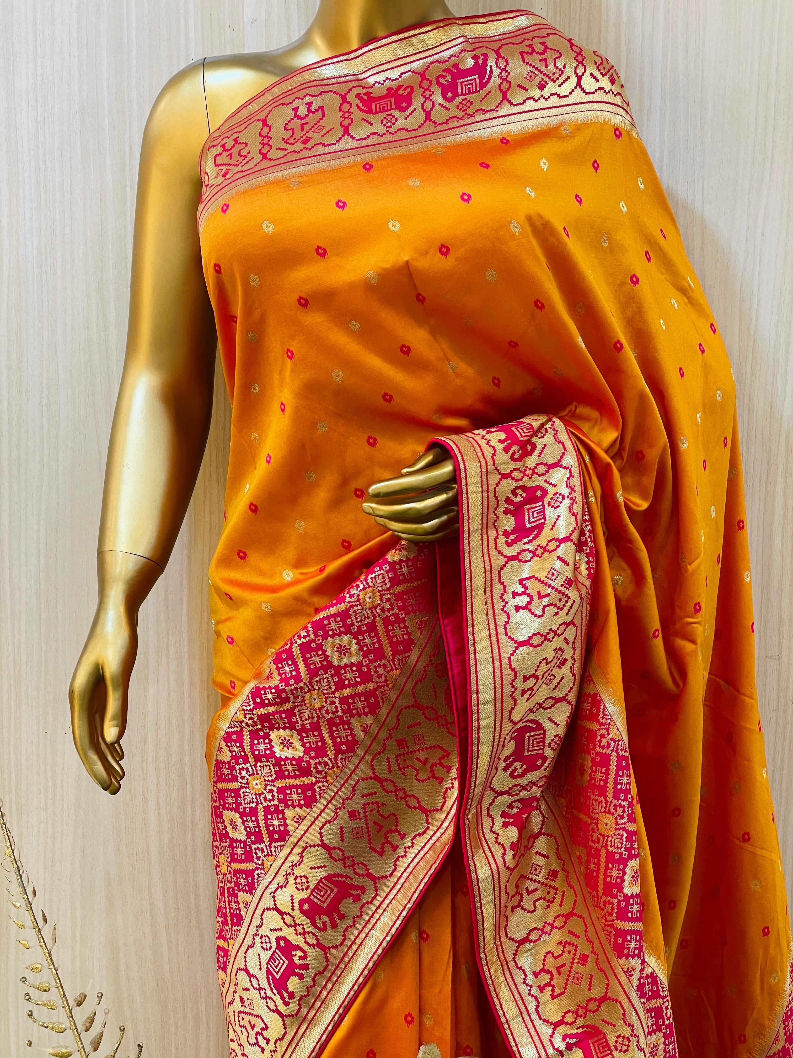 Wain Dola Silk Saree